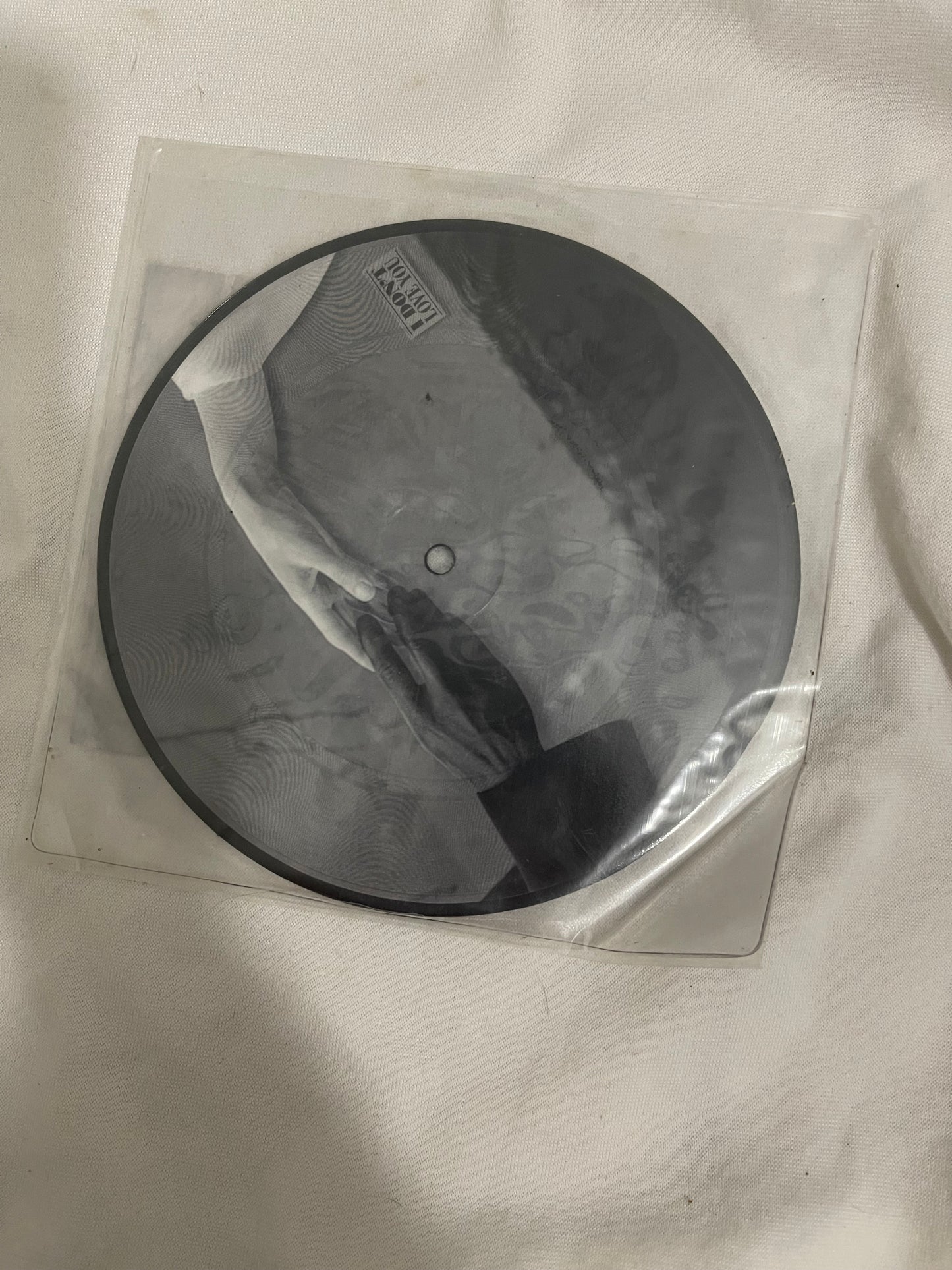 My Chemical Romance - I Don’t Love You (limited edition 7” picture disc vinyl) (Cancer Live b-side)