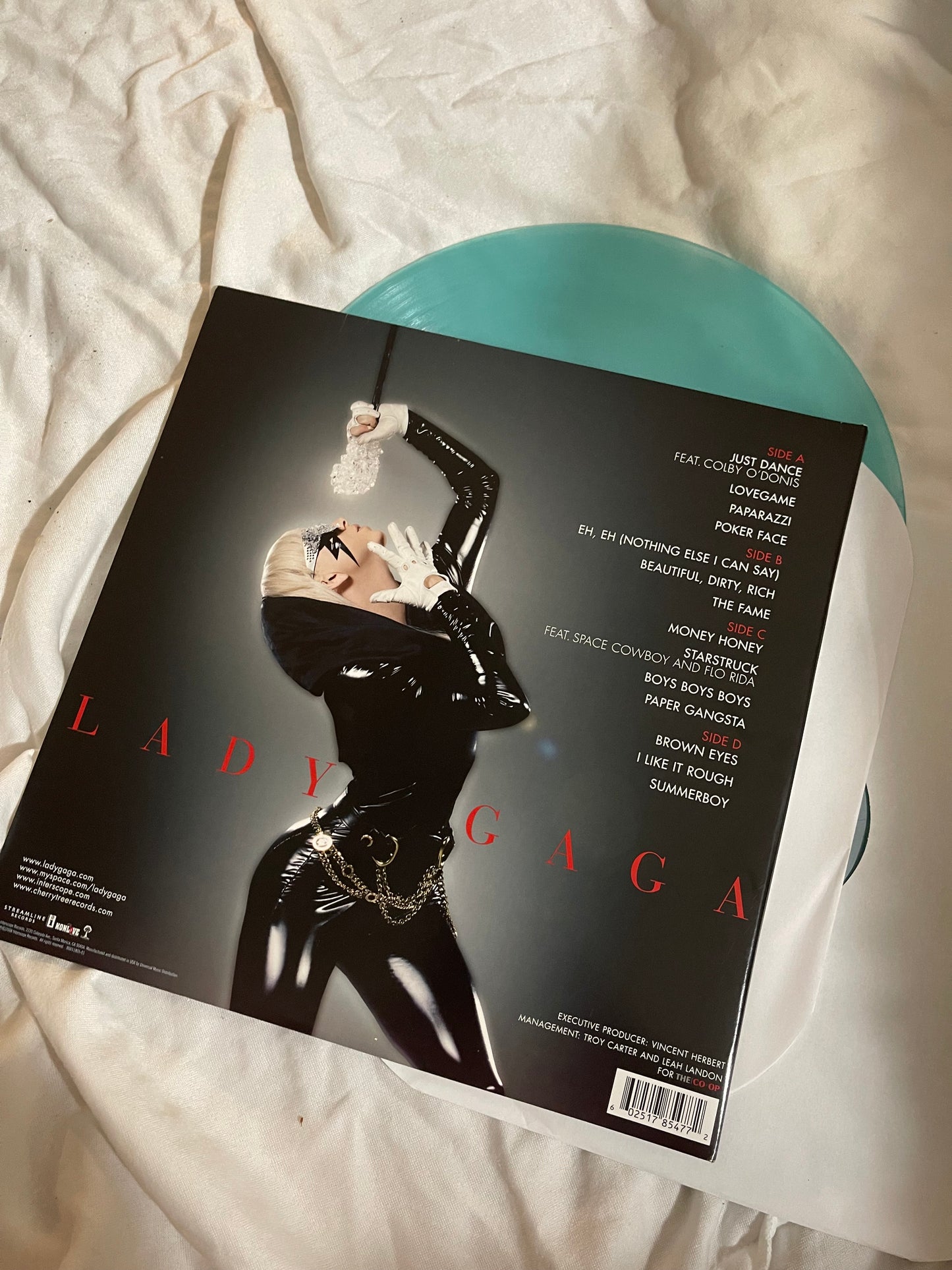 Lady Gaga - The Fame (Exclusive translucent Glacier Blue vinyl)