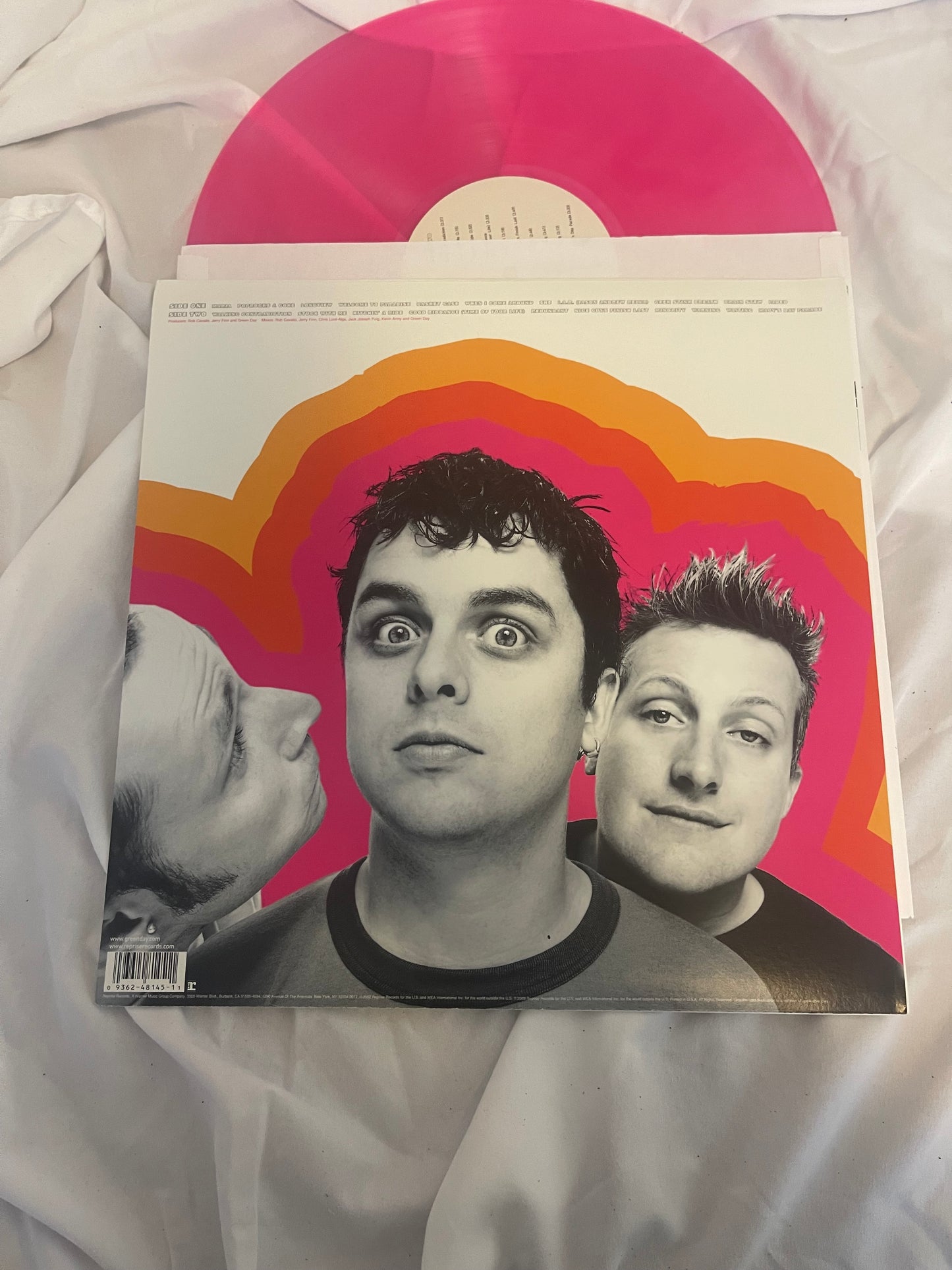 Green Day - International Superhits! (exclusive magenta vinyl)