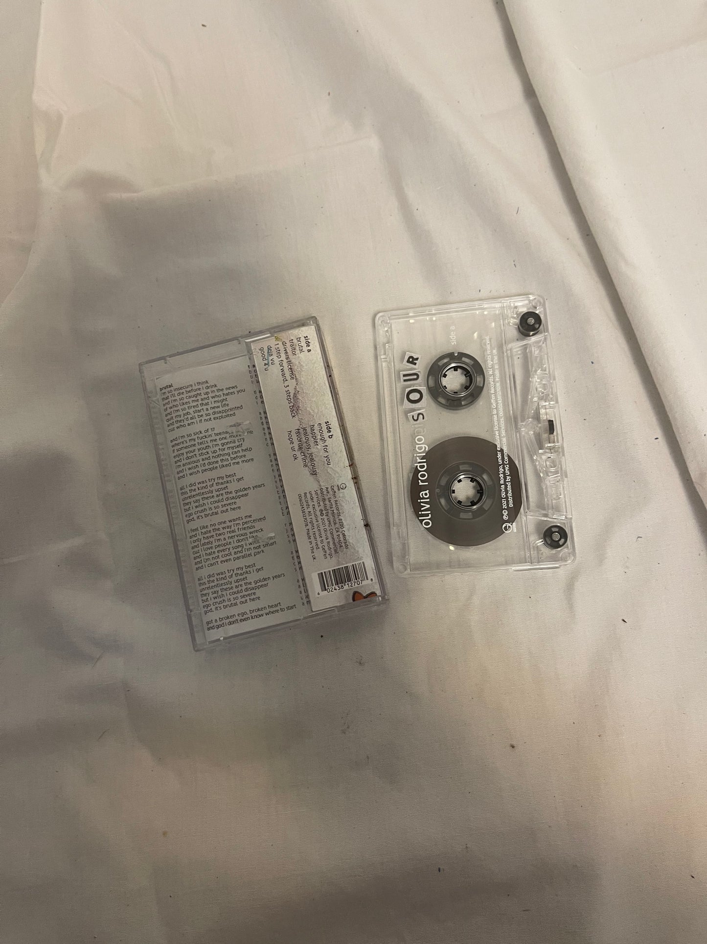 Olivia Rodrigo - Sour (exclusive clear cassette)