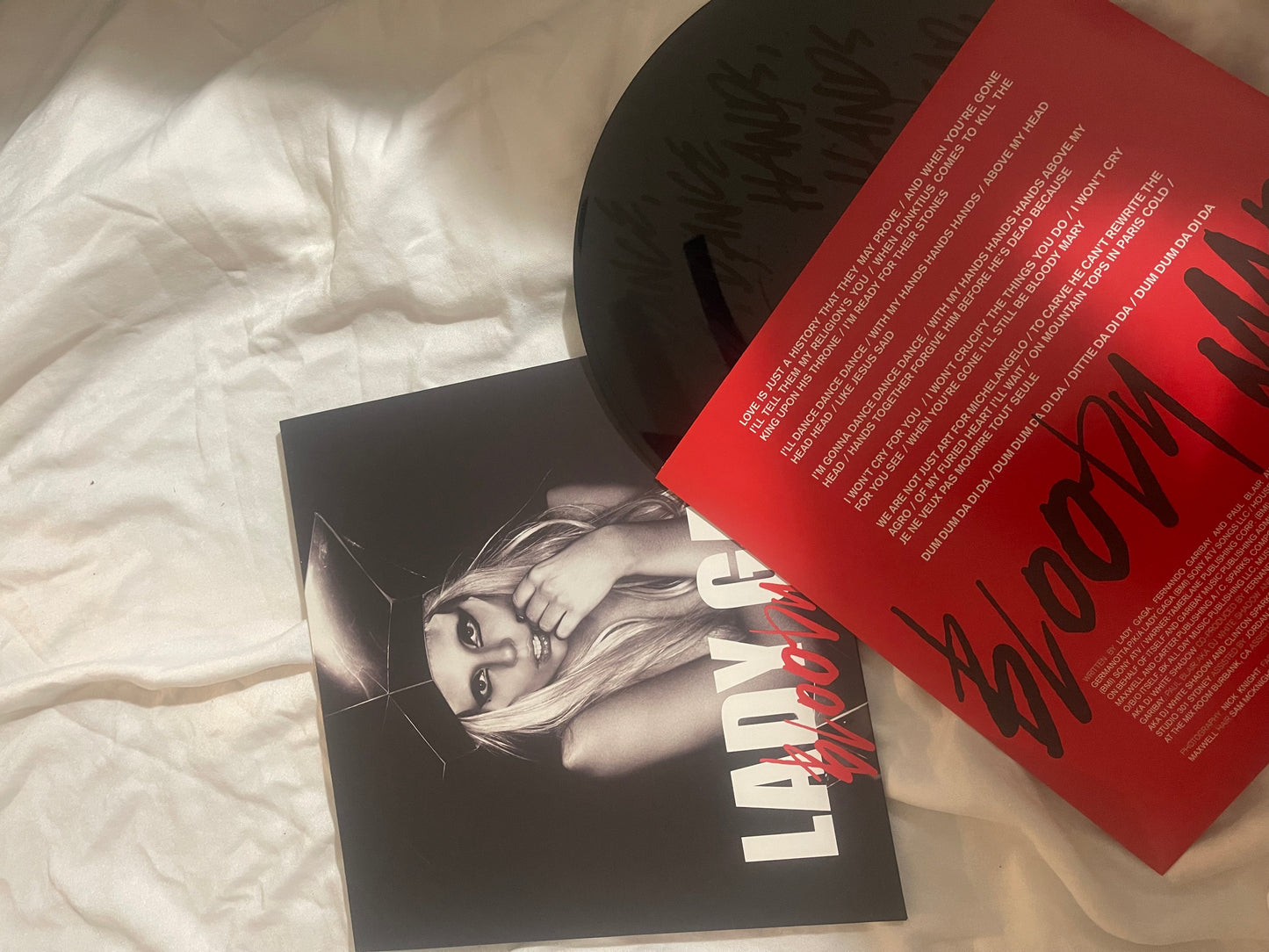 Lady Gaga - Bloody Mary (Urban Outfitters Exclusive vinyl)