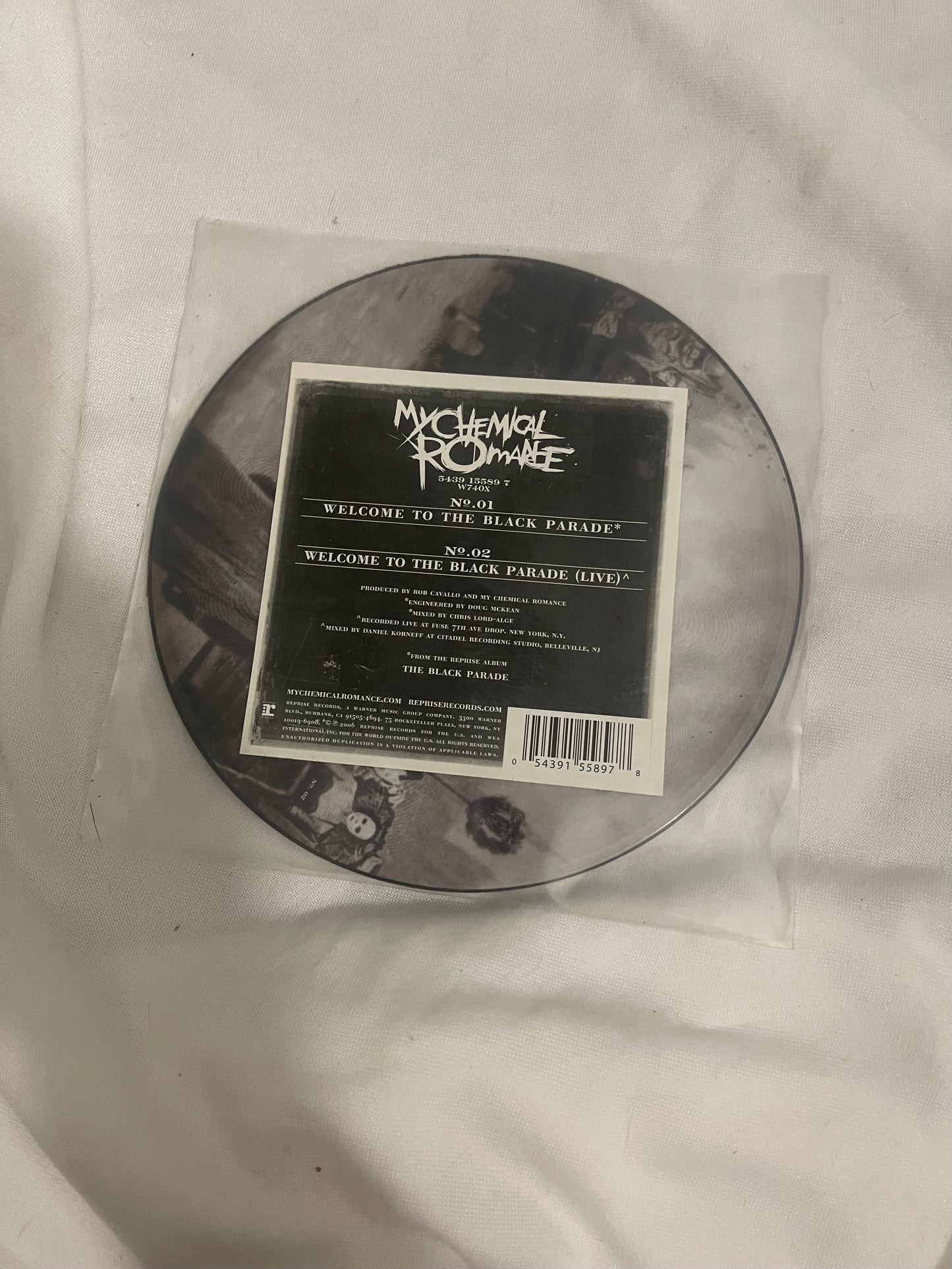 My Chemical Romance - Welcome To The Black Parade (7” picture disc vinyl) (WTTBP live b-side)