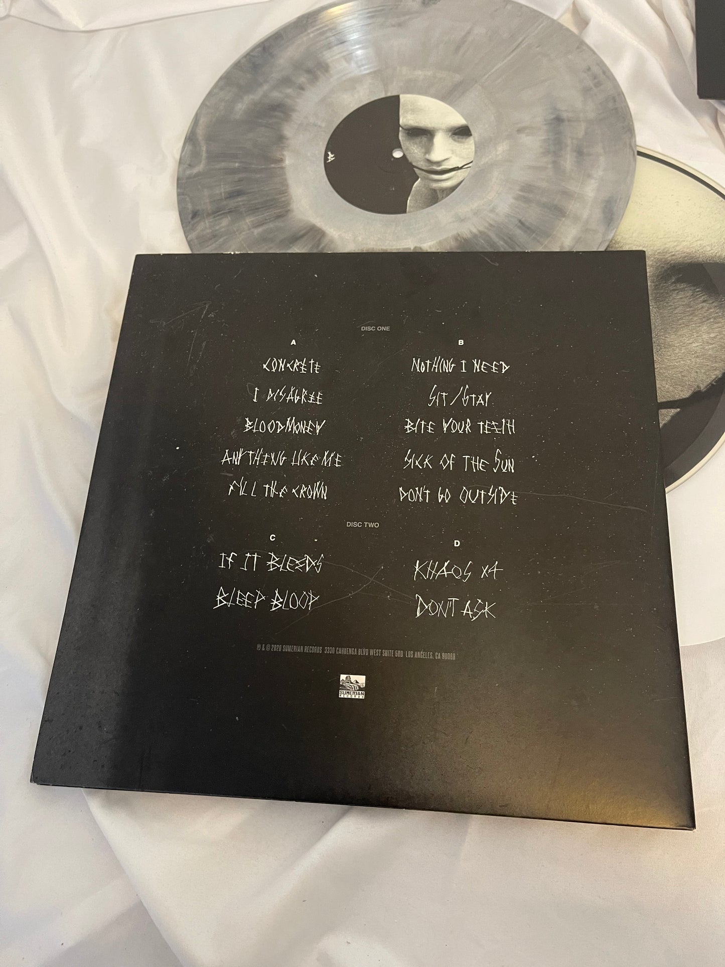 Poppy - I Disagree (More) (Sumerian exclusive black and white marble vinyl)