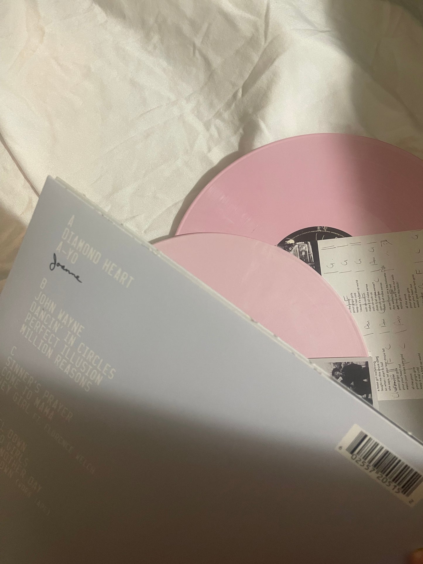 Lady Gaga - Joanne (Urban Outfitters Exclusive pink marble vinyl)