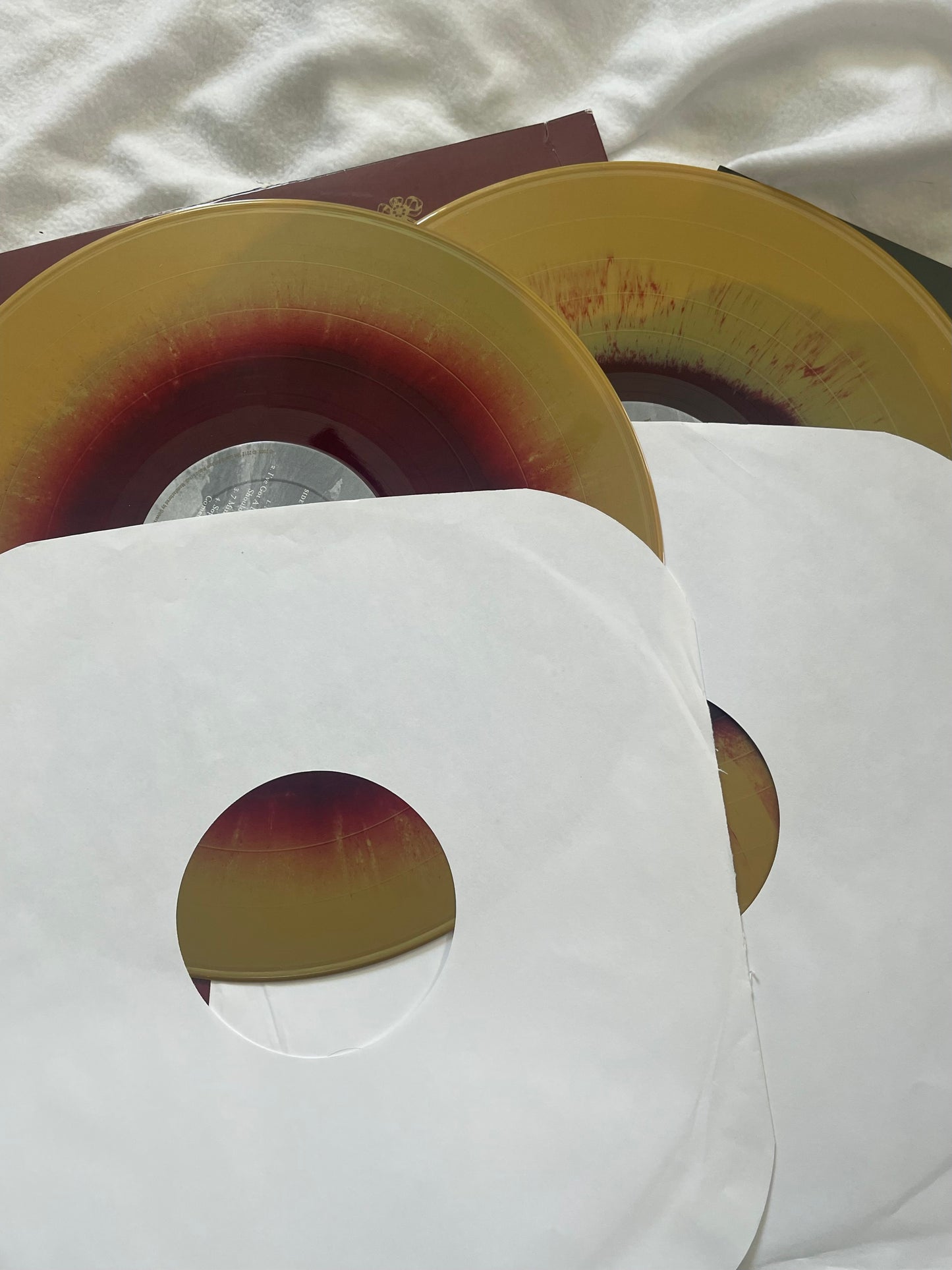 Fall Out Boy - From Under The Cork Tree (Hot Topic exclusive maroon gold swirl vinyl)