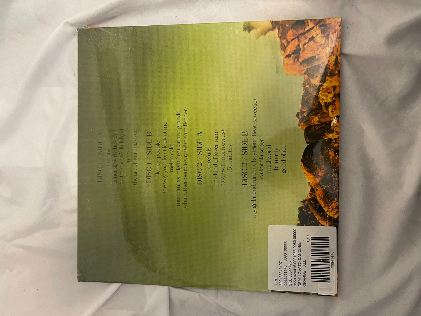 Demi Lovato - Dancing With The Devil… The Art Of Starting Over (Urban Outfitters exclusive orange vinyl)