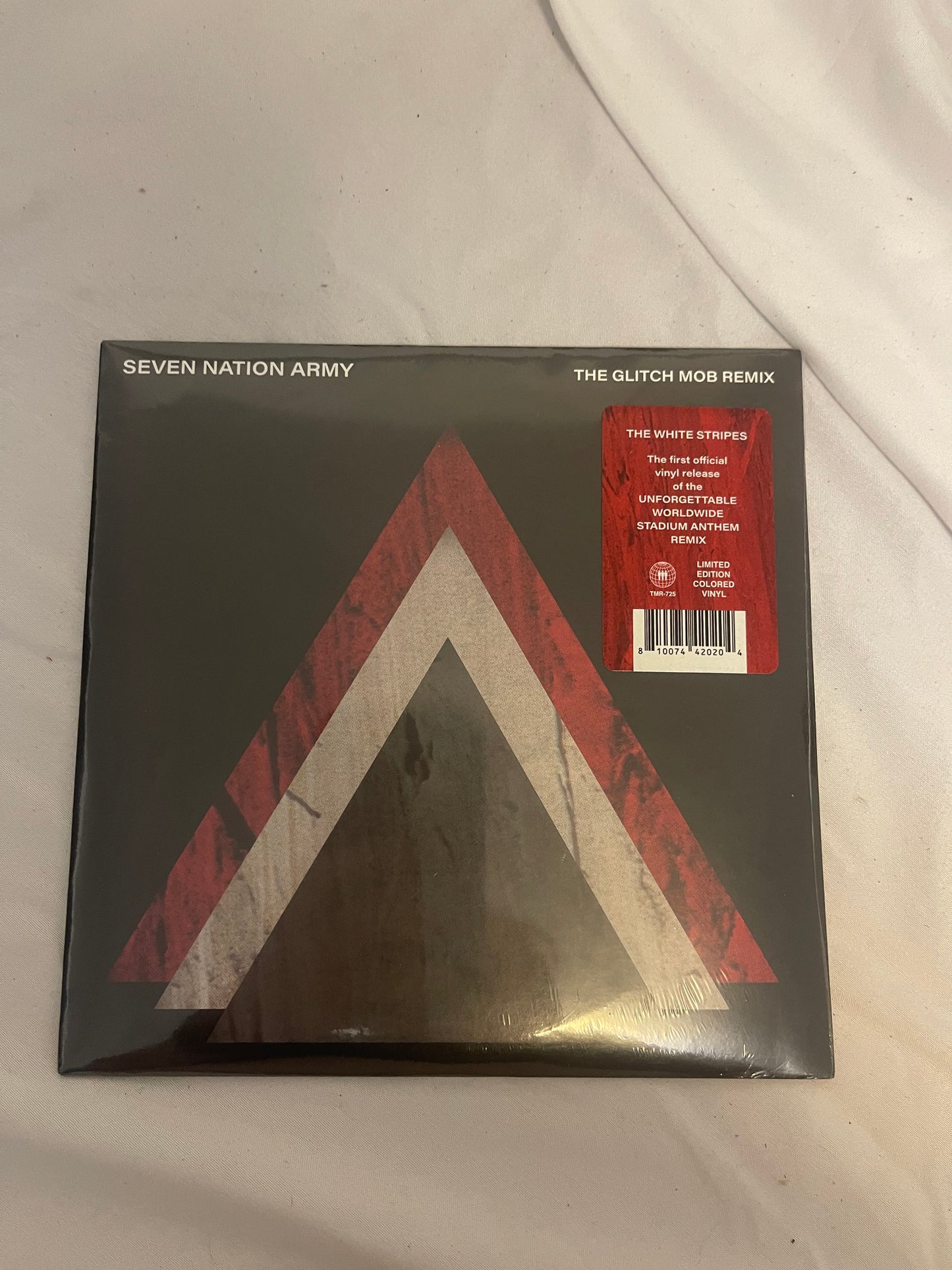 The White Stripes - Seven Nation Army (The Glitch Mob Remix) (exclusive red etched vinyl)