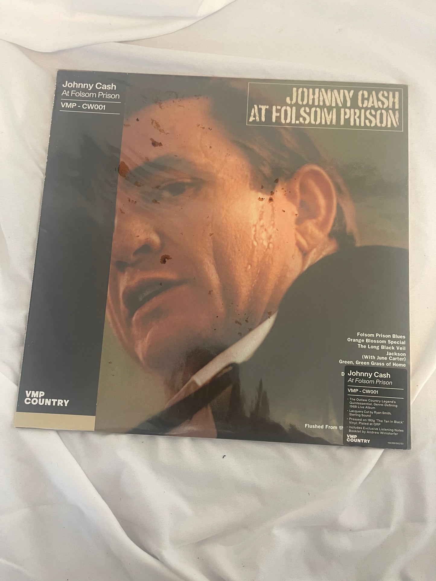 Johnny Cash - At Folsom Prison (Vinyl Me Please exclusive tan with black swirl vinyl)