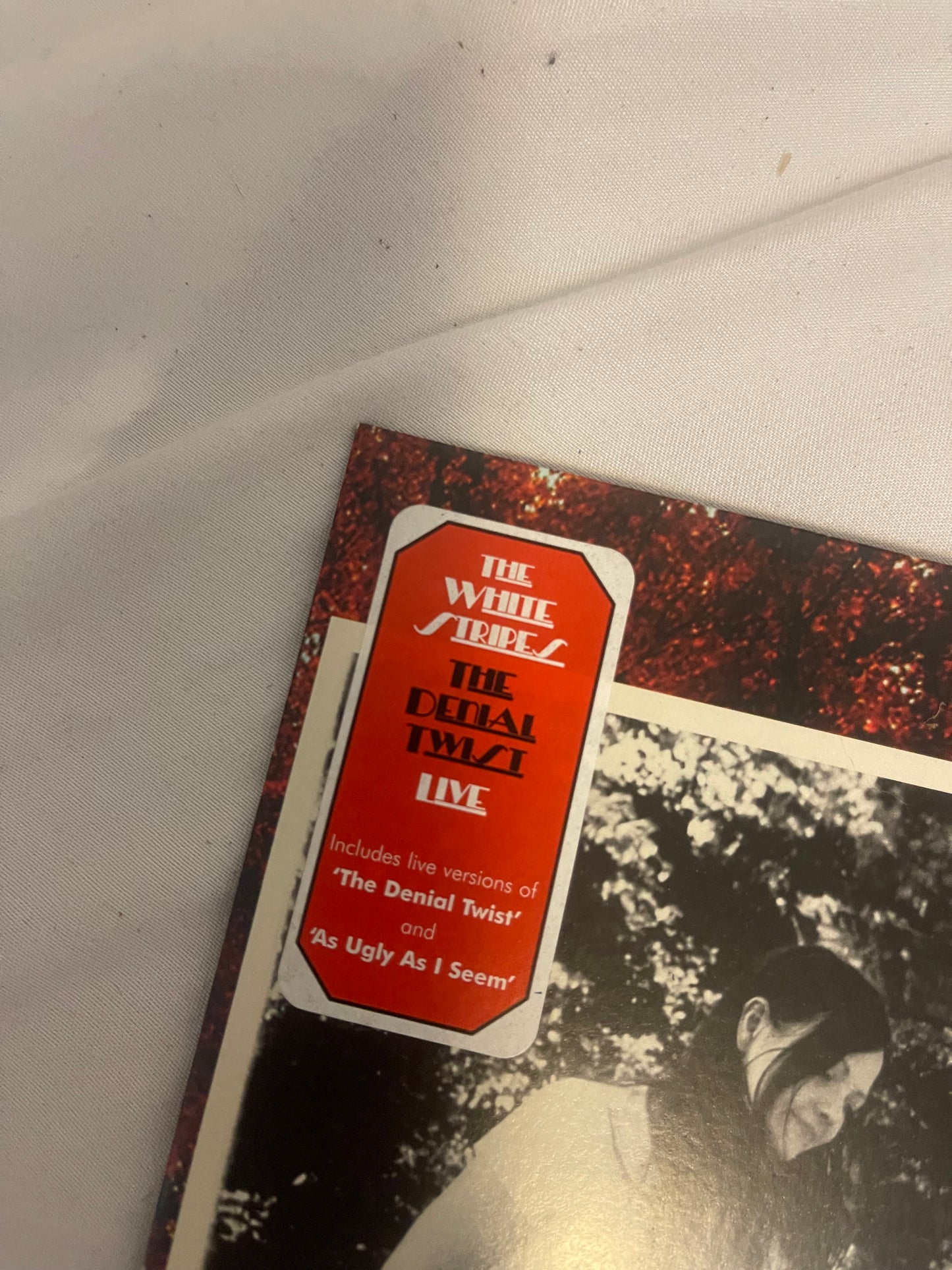 The White Stripes - The Denial Twist (Live) (exclusive 7” vinyl)