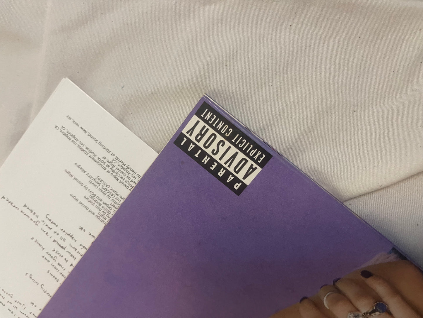 Olivia Rodrigo - Sour (webstore exclusive Crystal vellum vinyl)