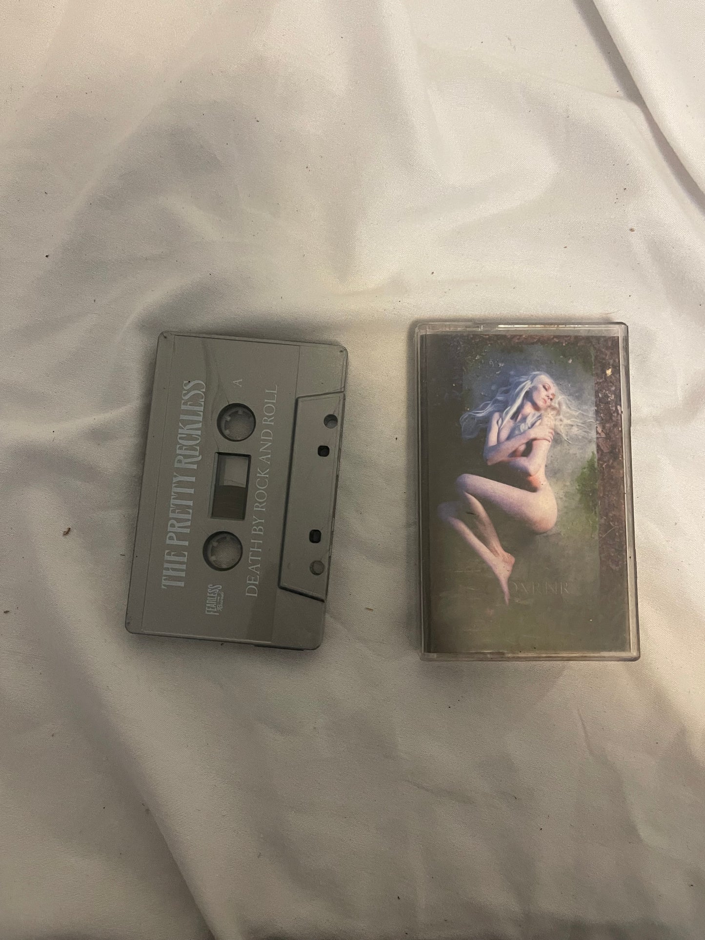 The Pretty Reckless - Death By Rock And Roll (silver sonic cassette)
