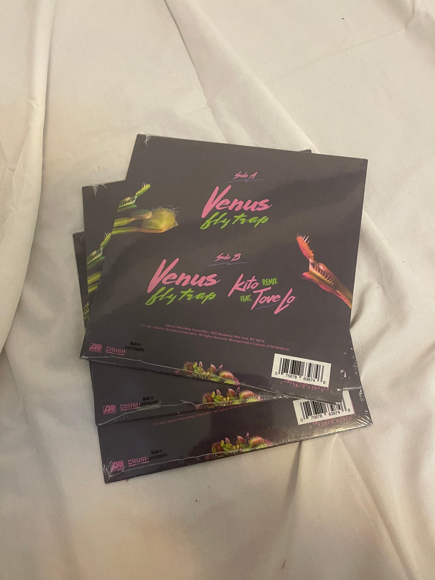 Marina -Venus Fly Trap (exclusive green translucent vinyl)