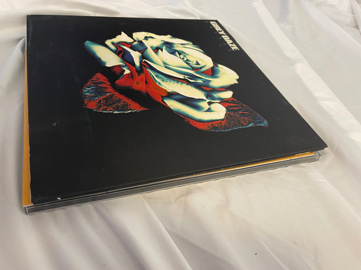 Grey Daze - Amends (exclusive black and white splatter vinyl box set)