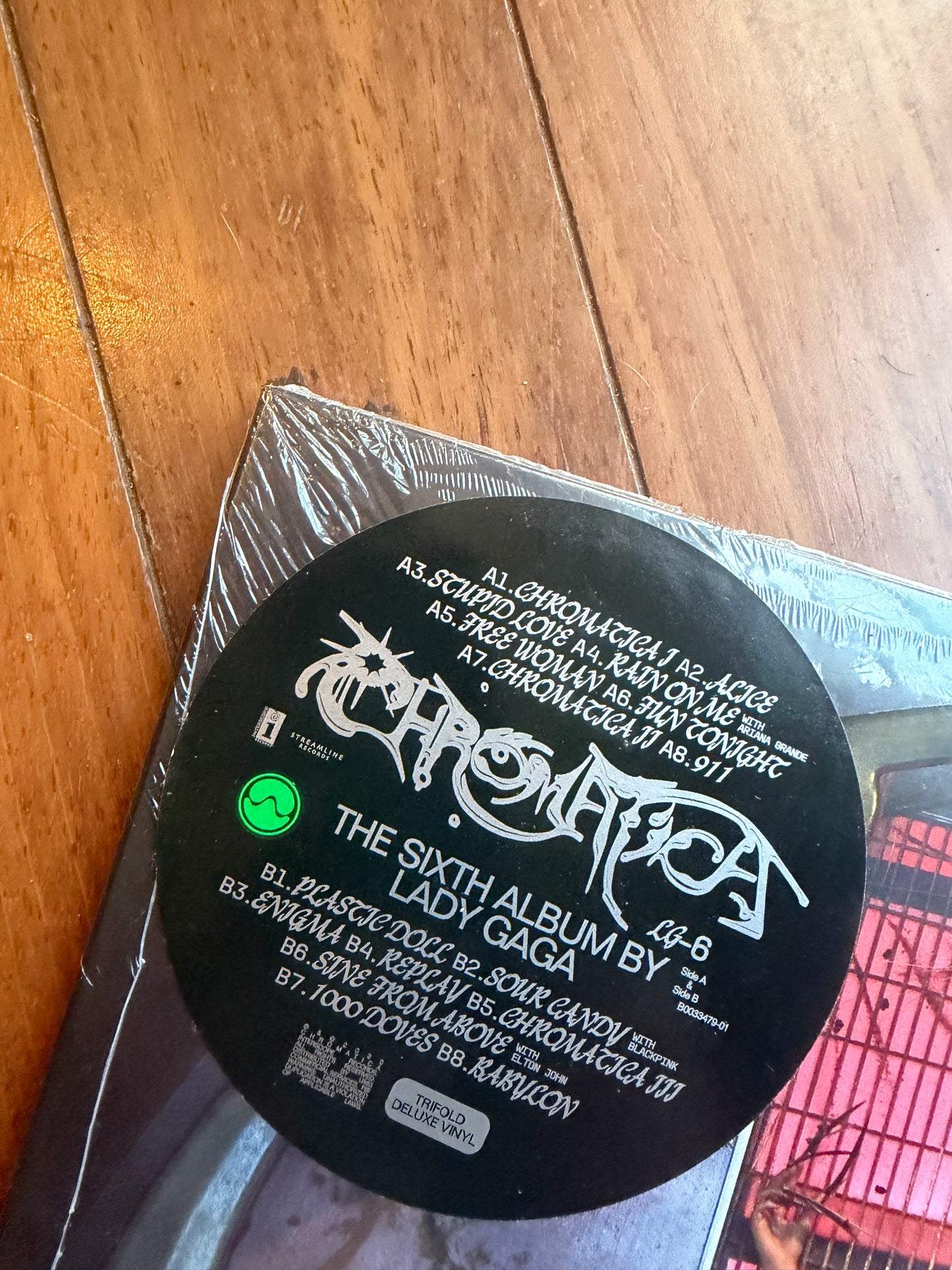 Lady Gaga - Chromatica (exclusive tri-fold vinyl)