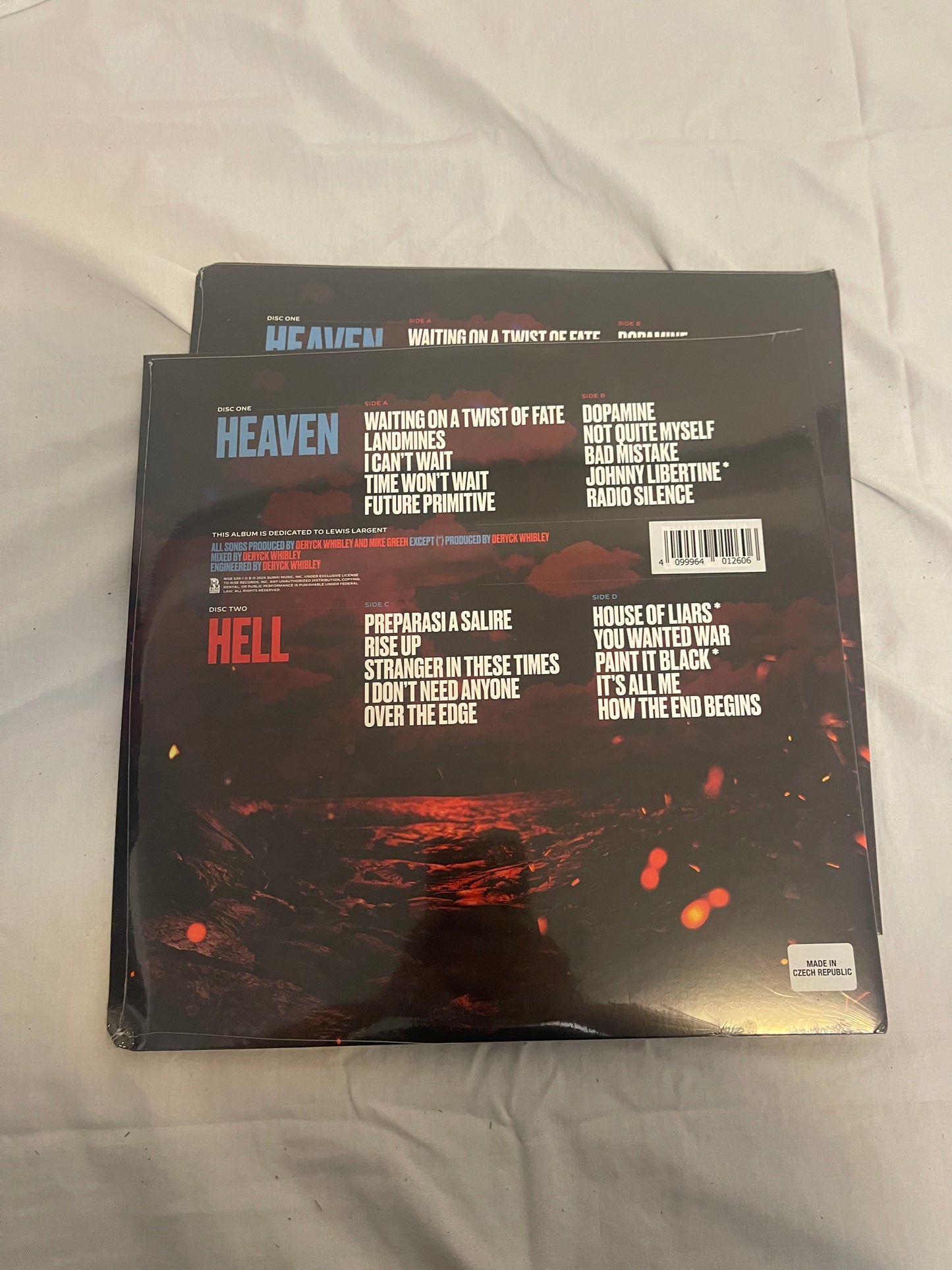 Sum 41 - Heaven :x: Hell (exclusive red and blue cornetto vinyl)