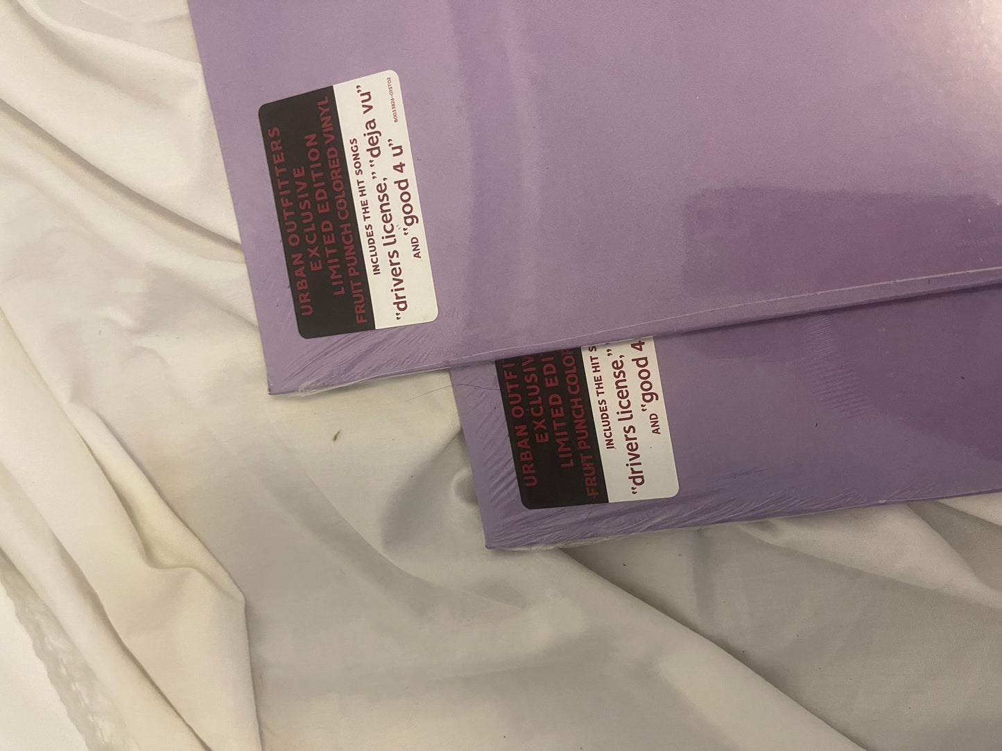 Olivia Rodrigo - Sour (Urban Outfitters exclusive fruit punch vinyl)