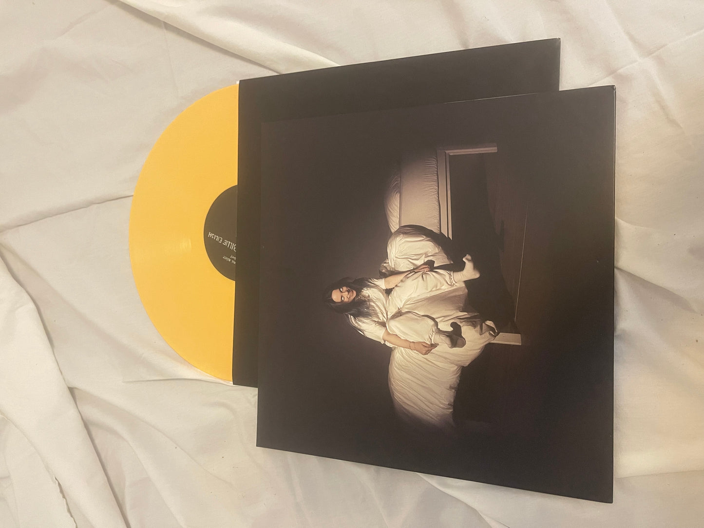 Billie Eilish - When We All Fall Asleep, Where Do We Go? (exclusive pale yellow/apricot vinyl)