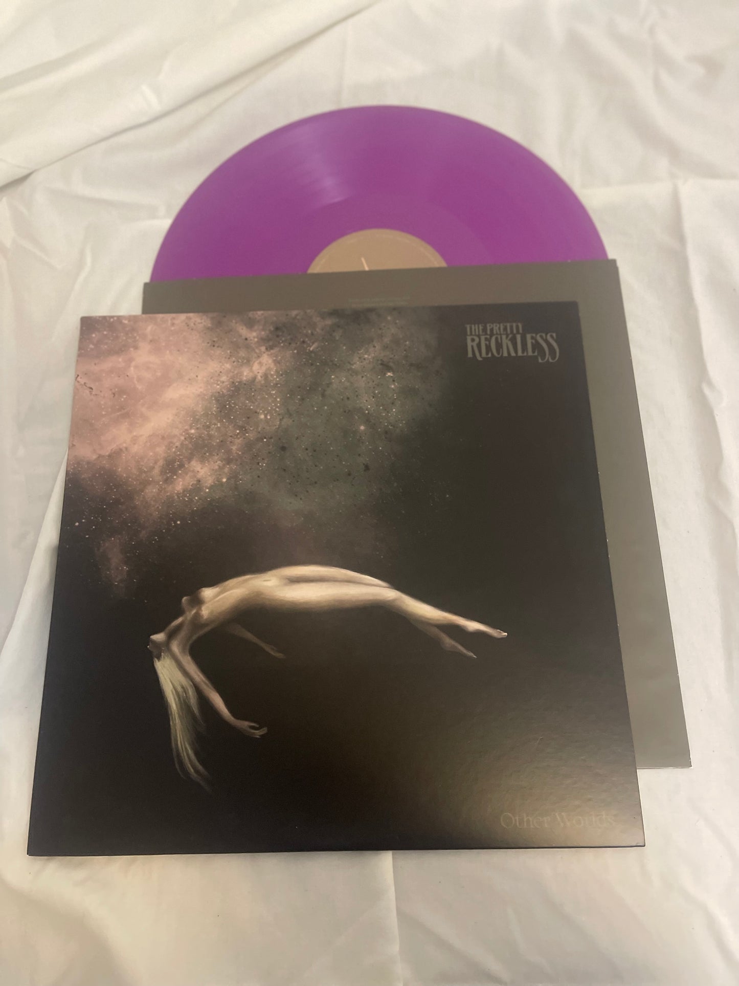 The Pretty Reckless - Other Worlds (Urban Outfitters exclusive orchid vinyl)