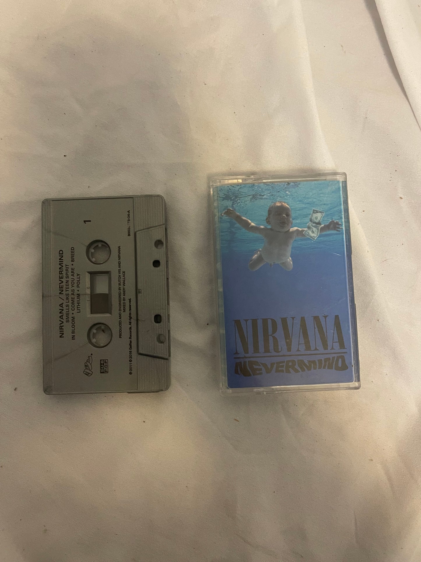 Nirvana - Nevermind (silver cassette)