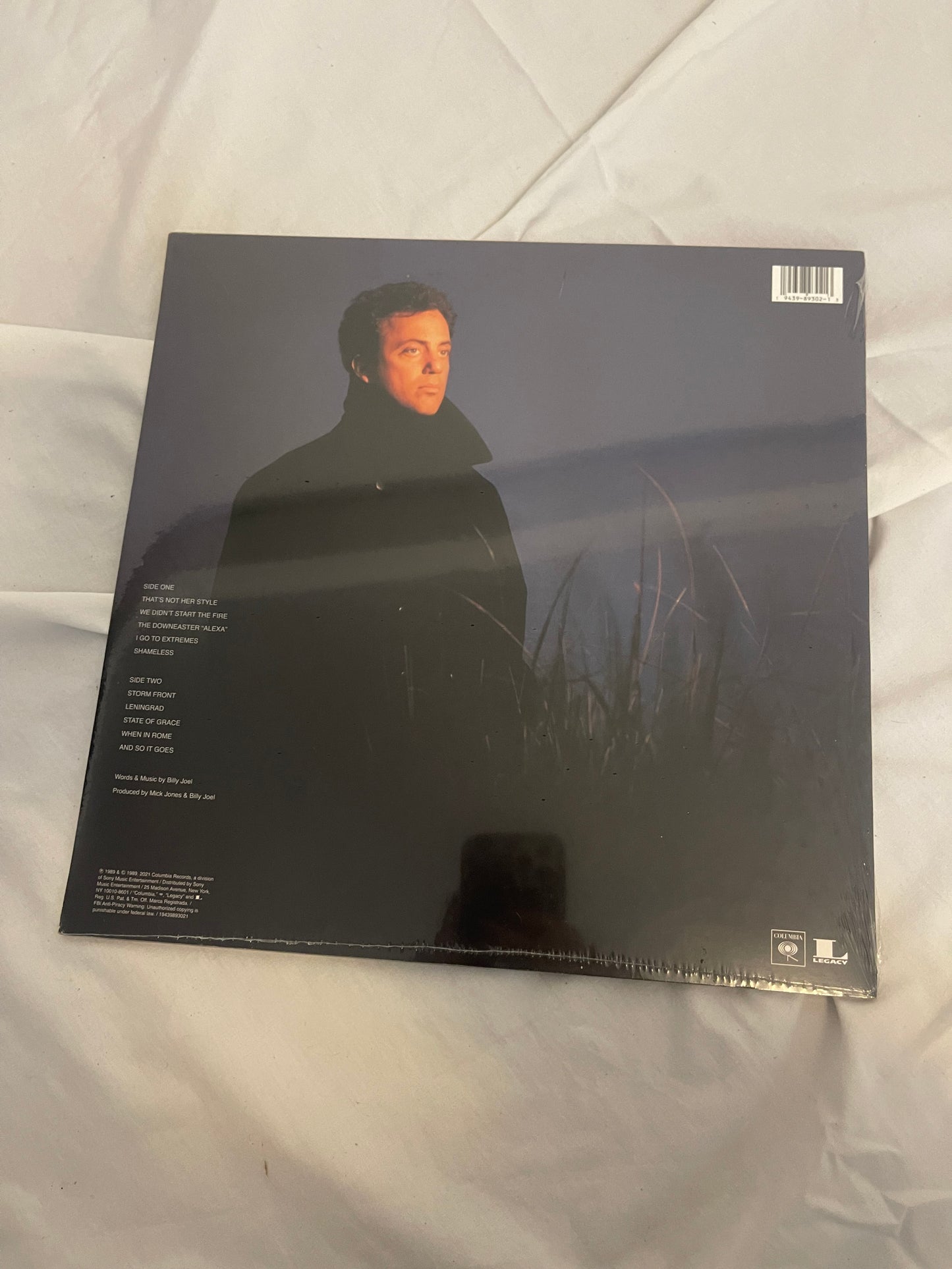 Billy Joel - Storm Front (Walmart exclusive red vinyl)