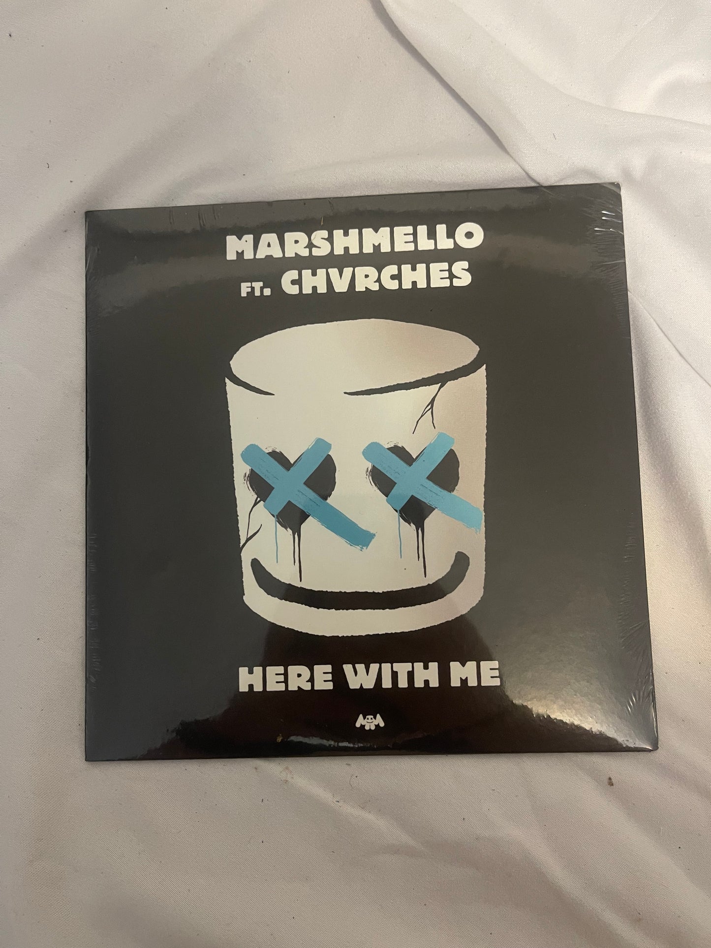Marshmello ft. Chvrches - Here With Me (urban outfitters exclusive clear 7” vinyl)