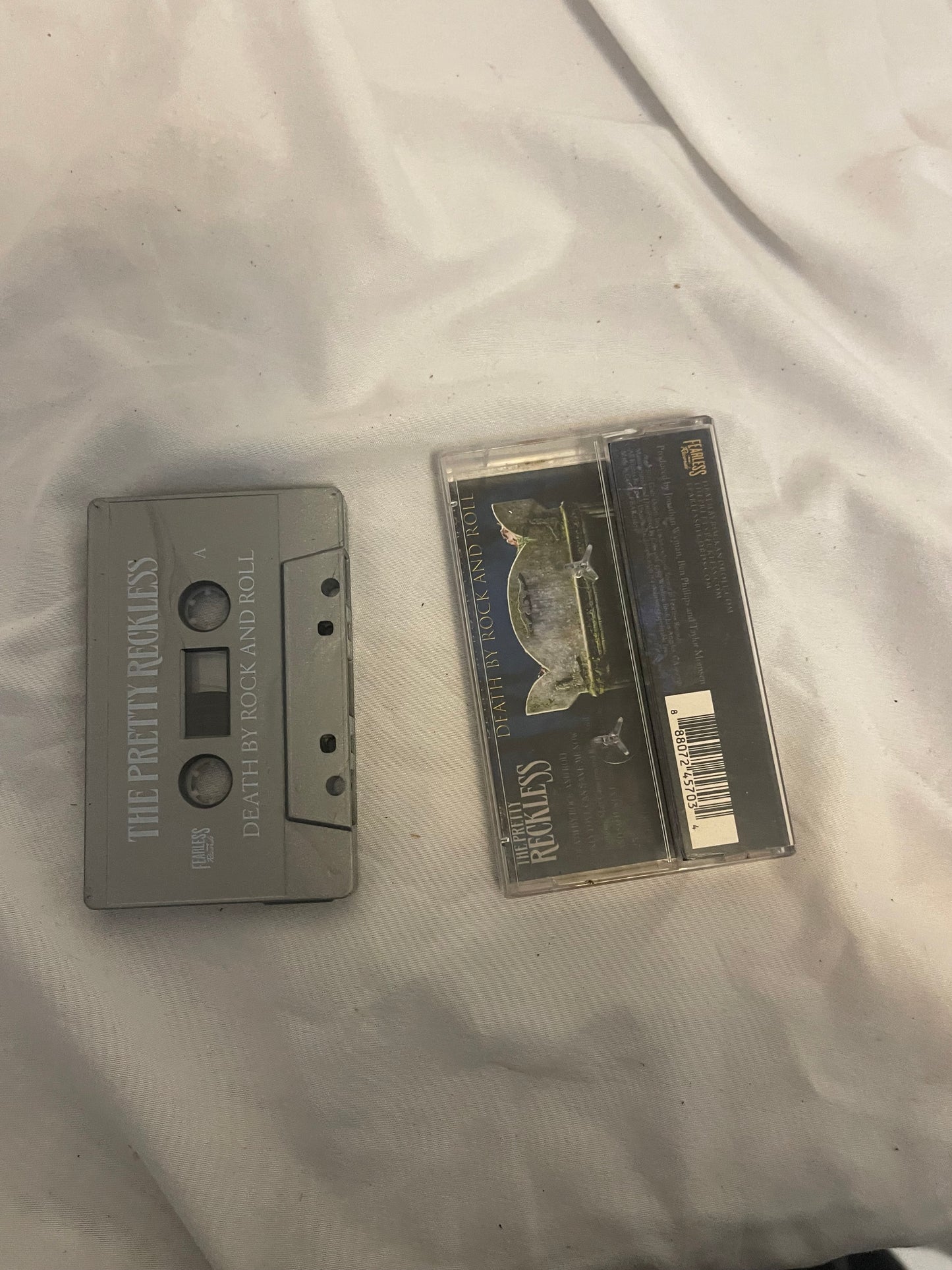 The Pretty Reckless - Death By Rock And Roll (silver sonic cassette)