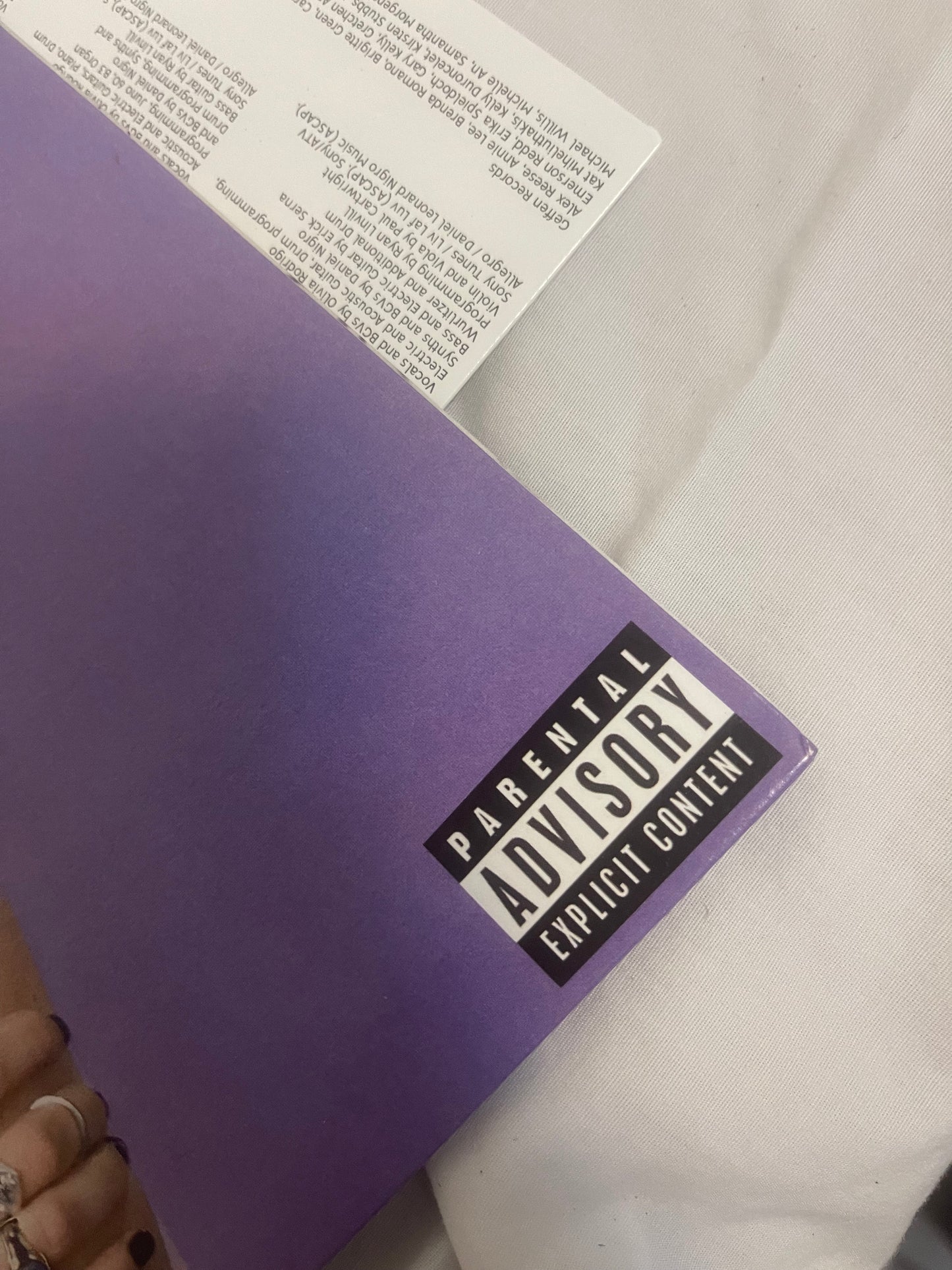 Olivia Rodrigo - Sour (Urban Outfitters exclusive fruit punch vinyl)