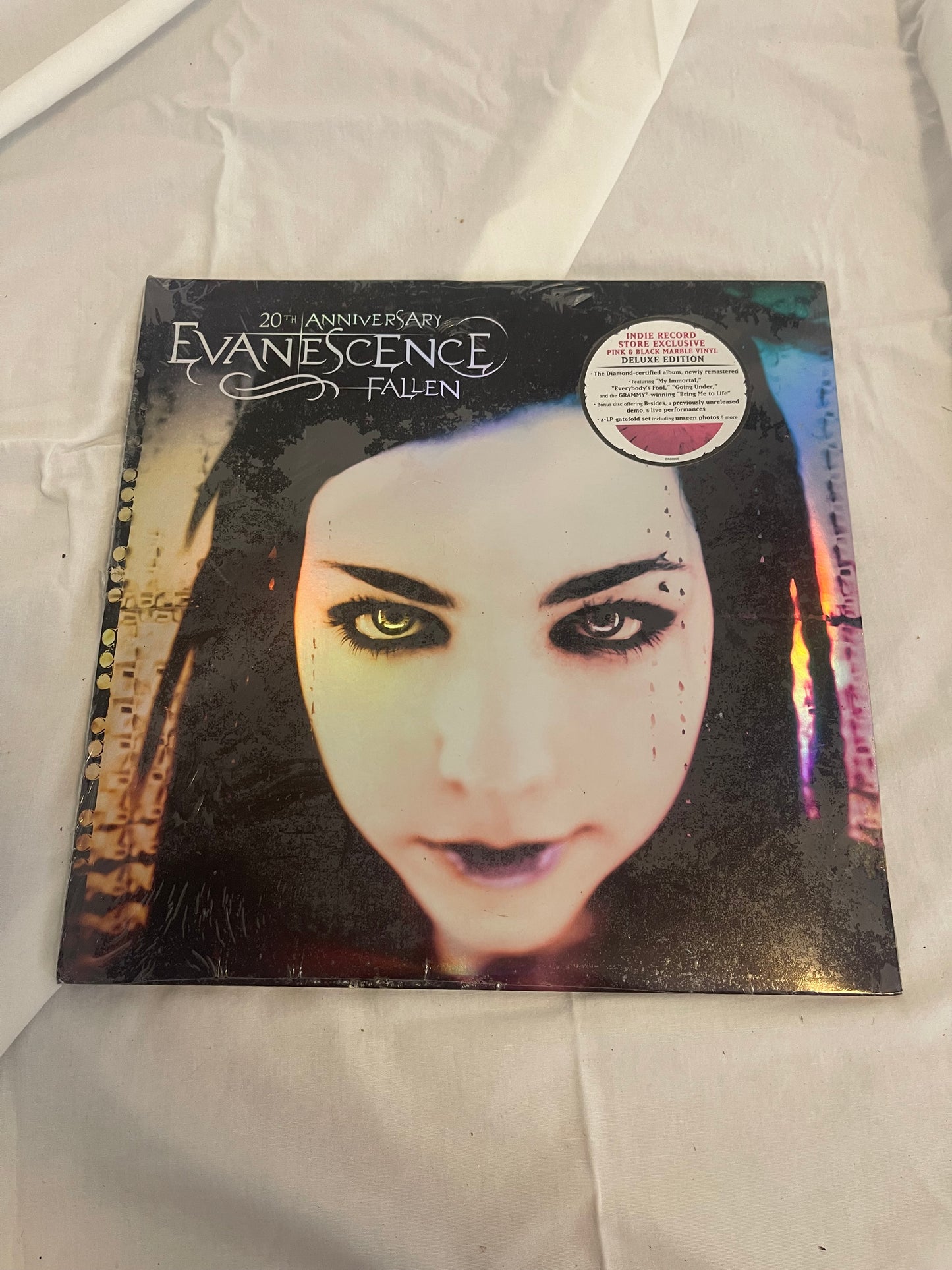 Evanescence - Fallen (20th anniversary indie exclusive pink and black marble vinyl)