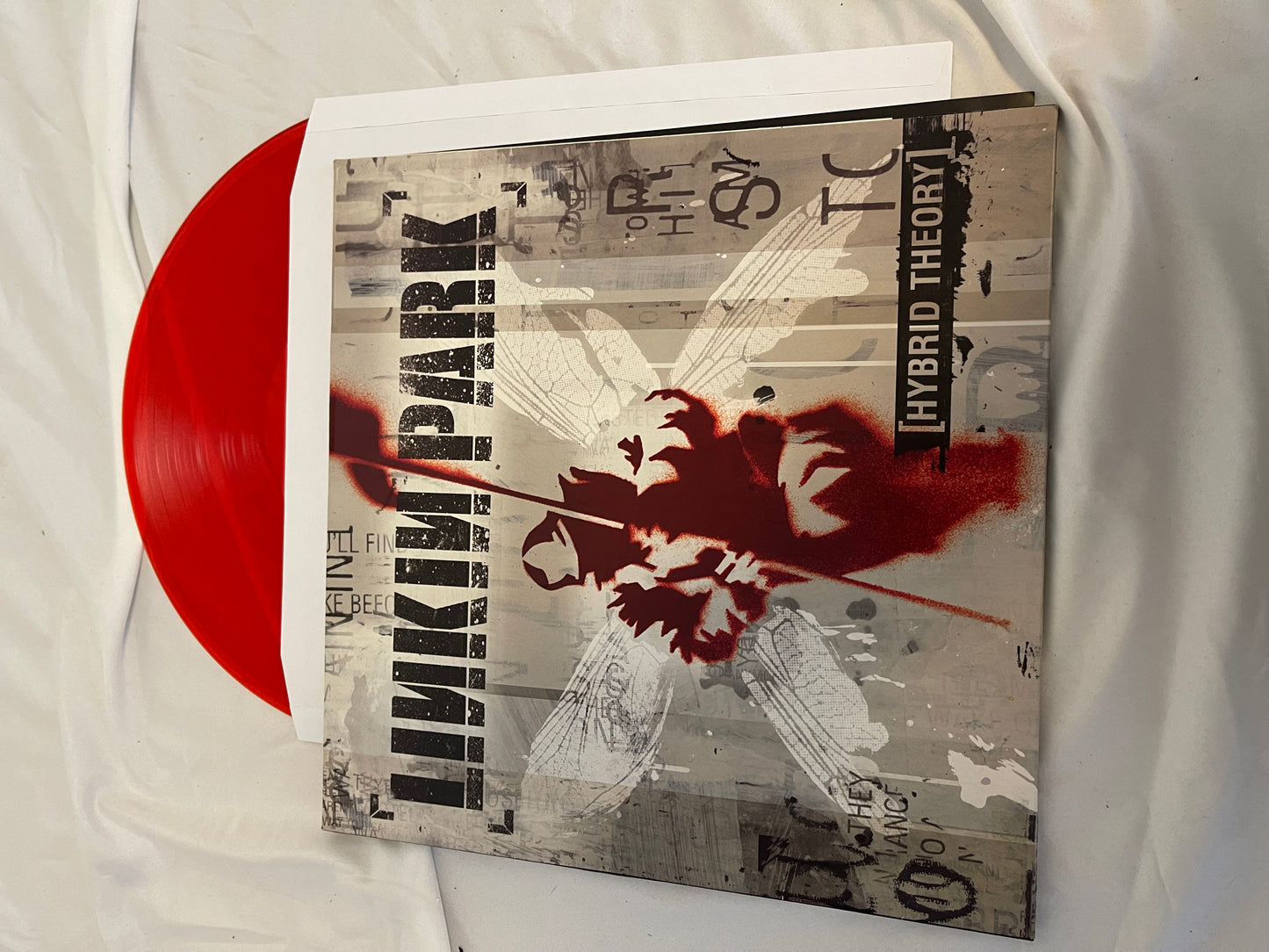 Linkin Park - Hybrid Theory (exclusive red vinyl)
