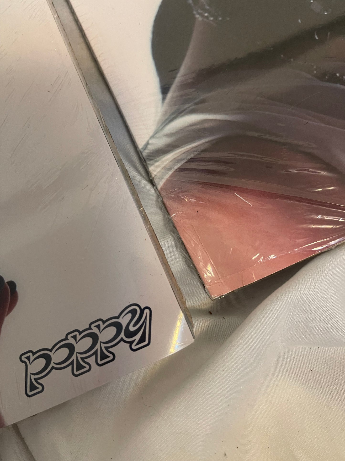 Poppy Alternative Press Zig Special Edition Rope Binding