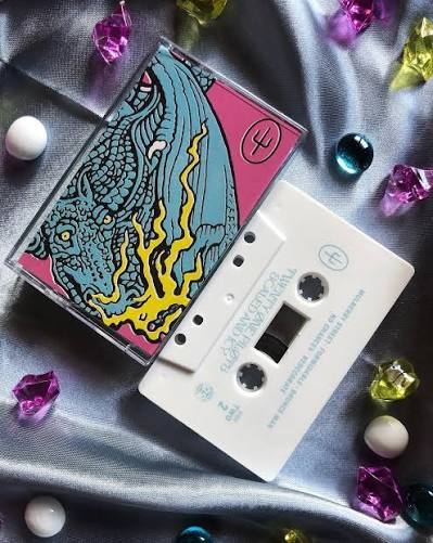 Twenty One Pilots - Scaled And Icy (white cassette)