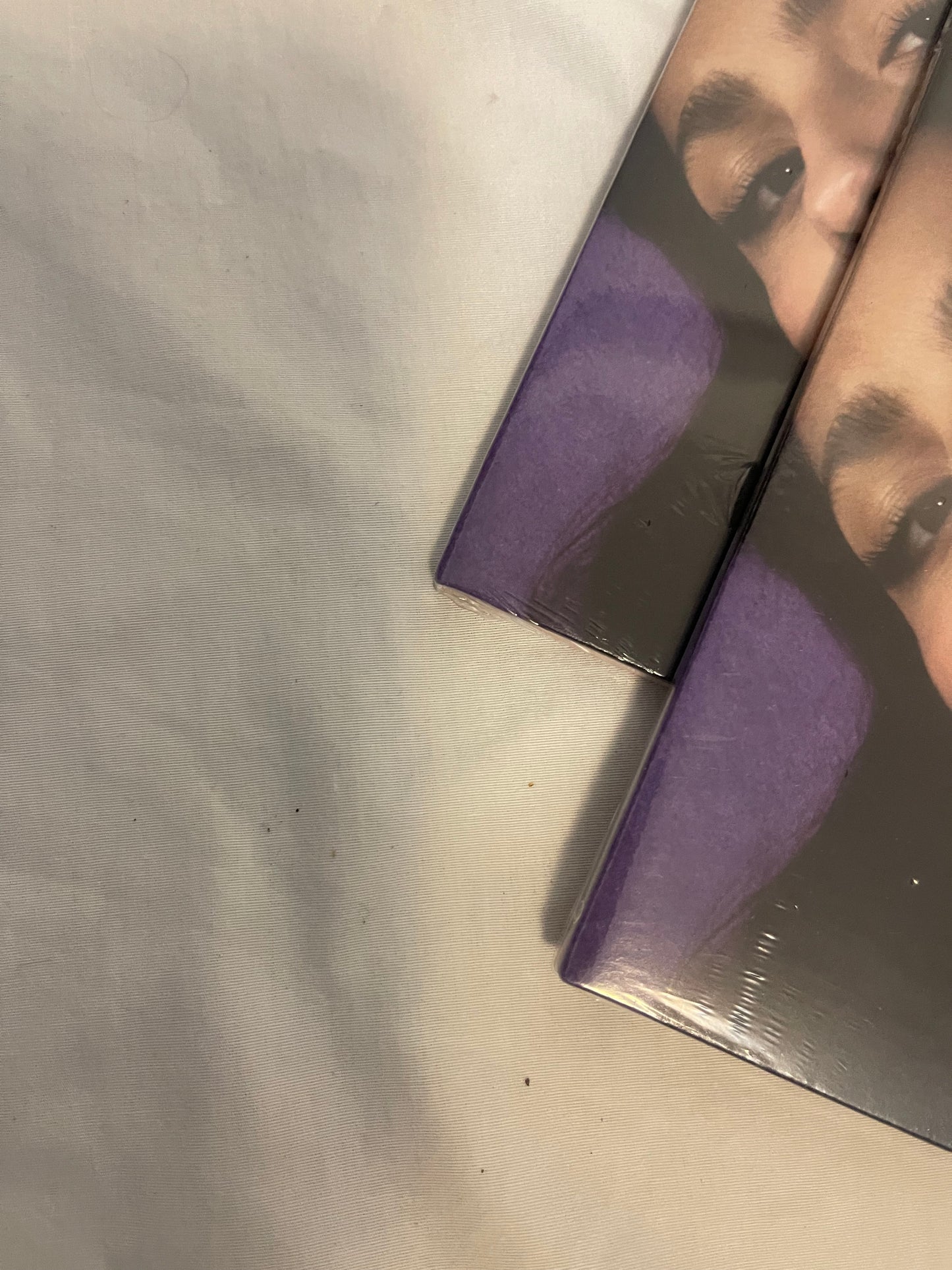 Olivia Rodrigo - GUTS (webstore standard black vinyl with signed print)