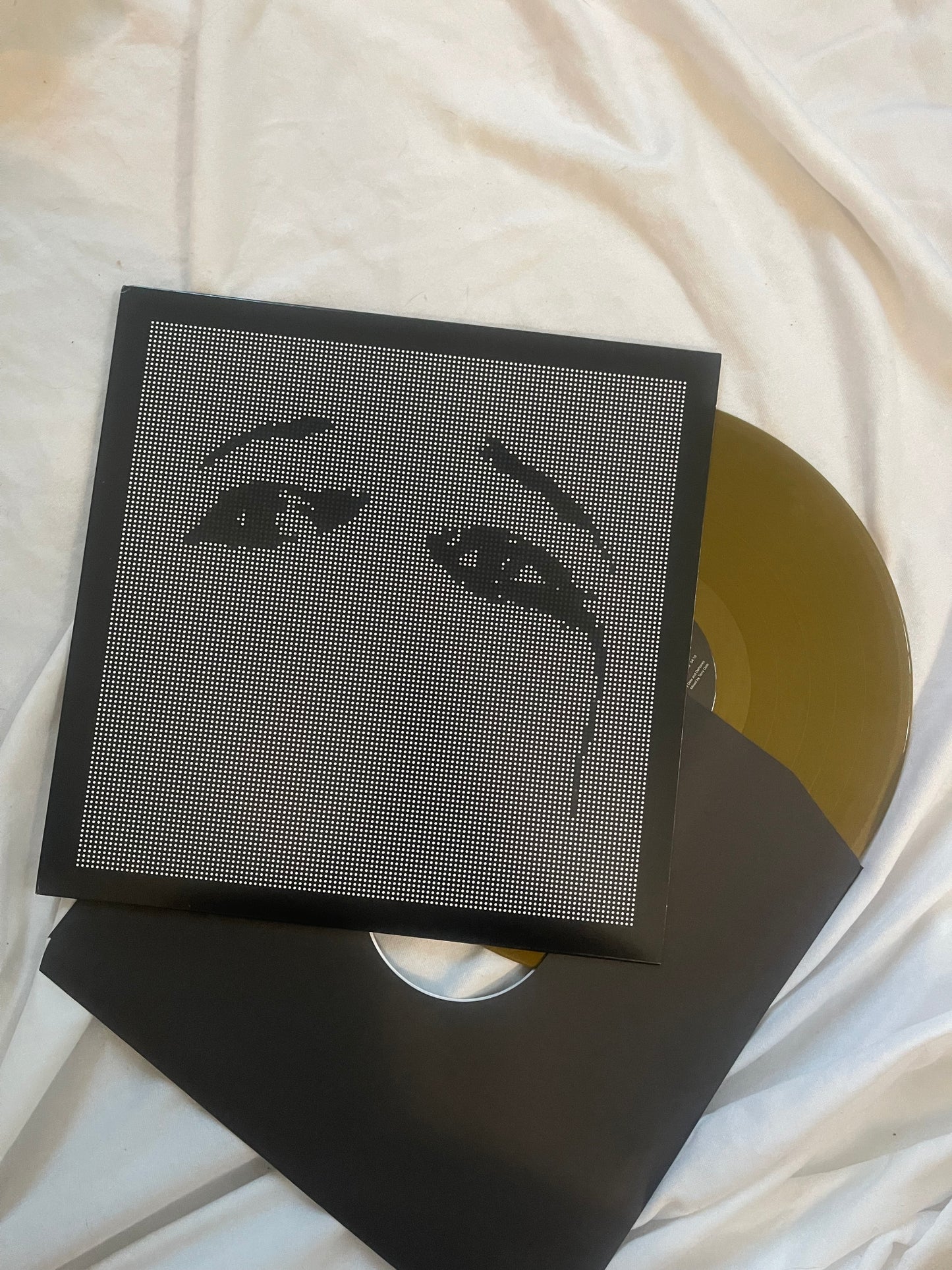 Deftones - Ohms (indie exclusive gold vinyl)