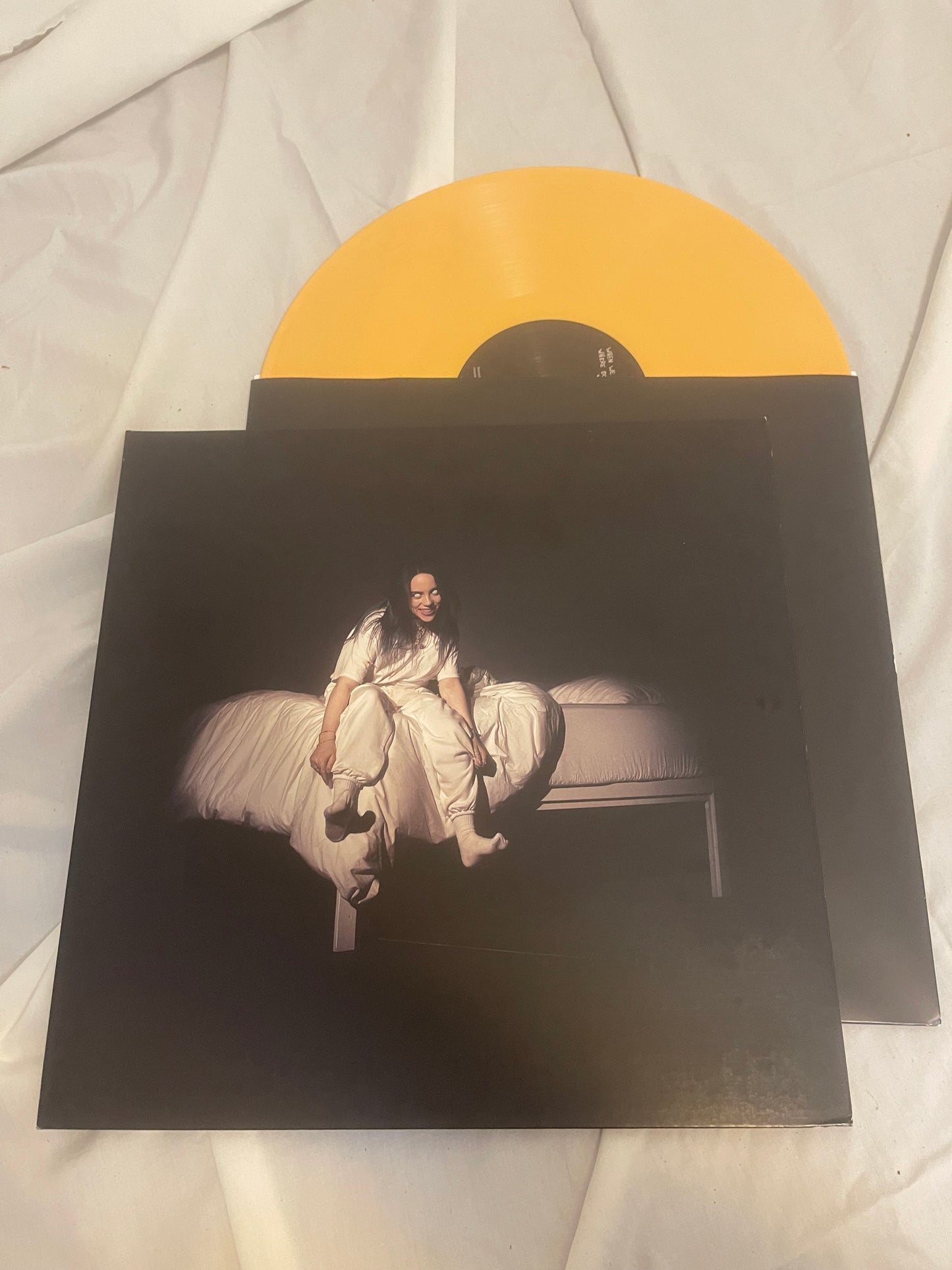 Billie Eilish - When We All Fall Asleep, Where Do We Go? (exclusive pale yellow/apricot vinyl)