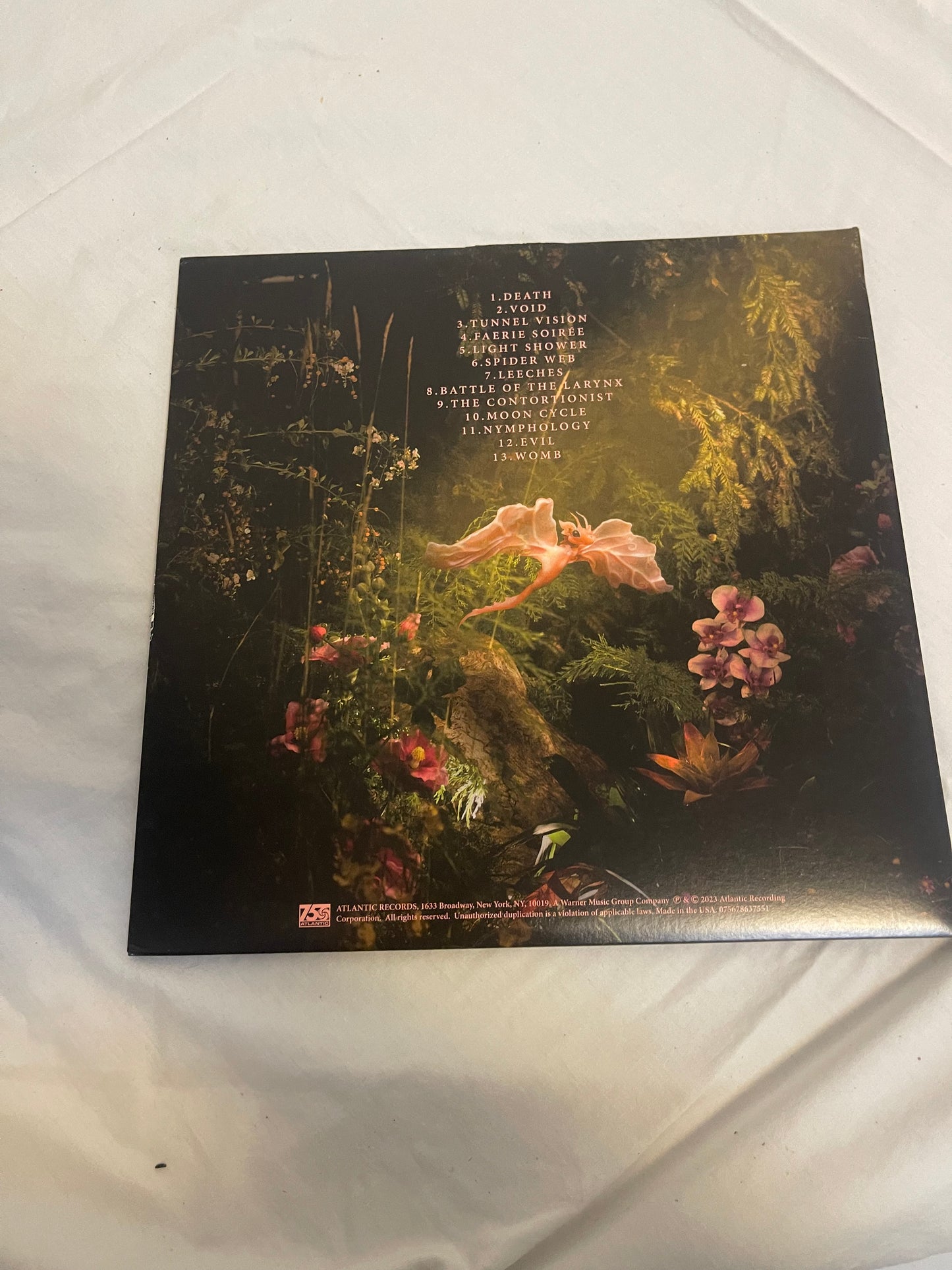 Melanie Martinez - Cry Baby (exclusive baby pink with black swirl vinyl)