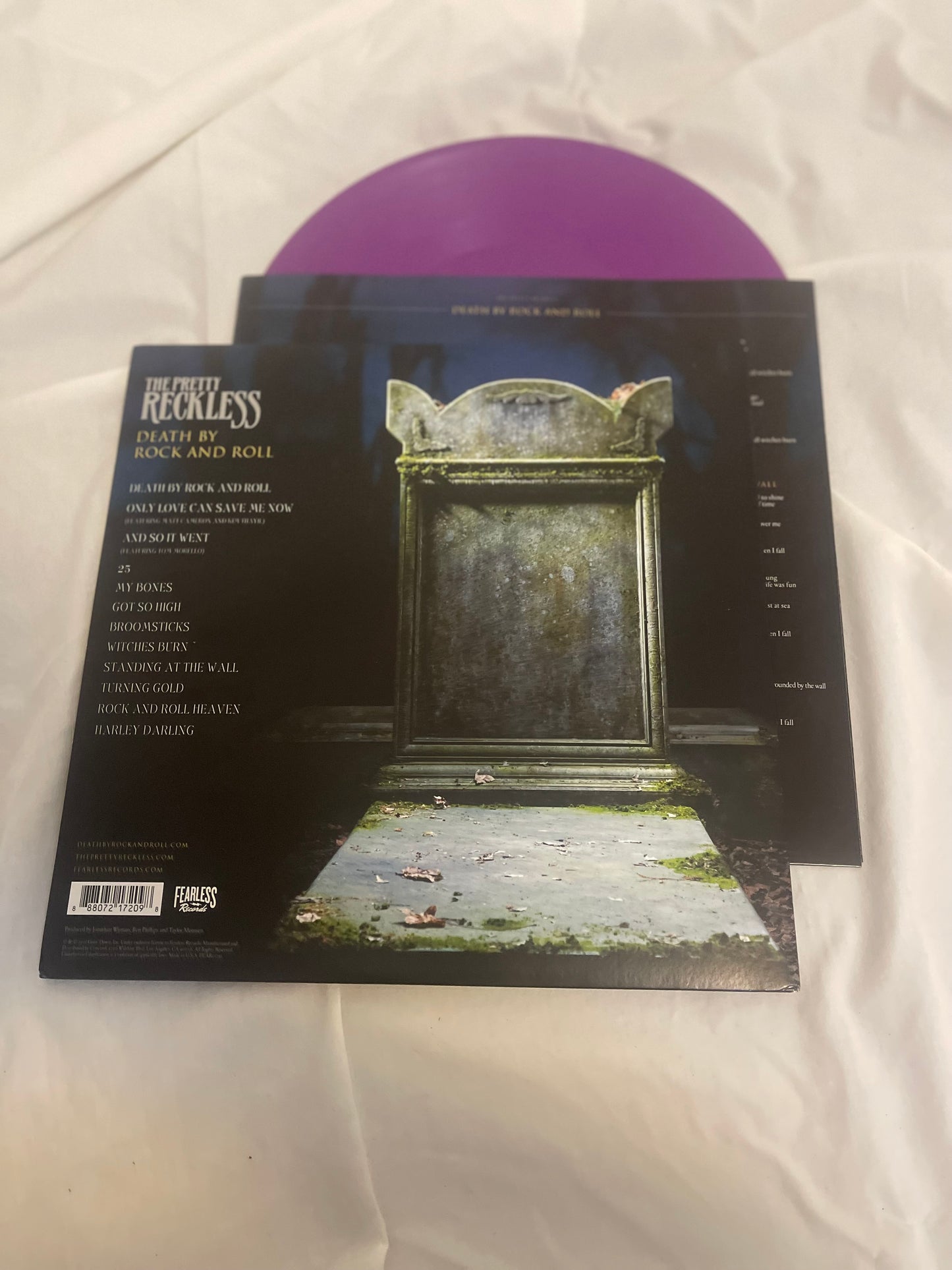 The Pretty Reckless - Death by Rock and Roll (indie exclusive orchid vinyl)