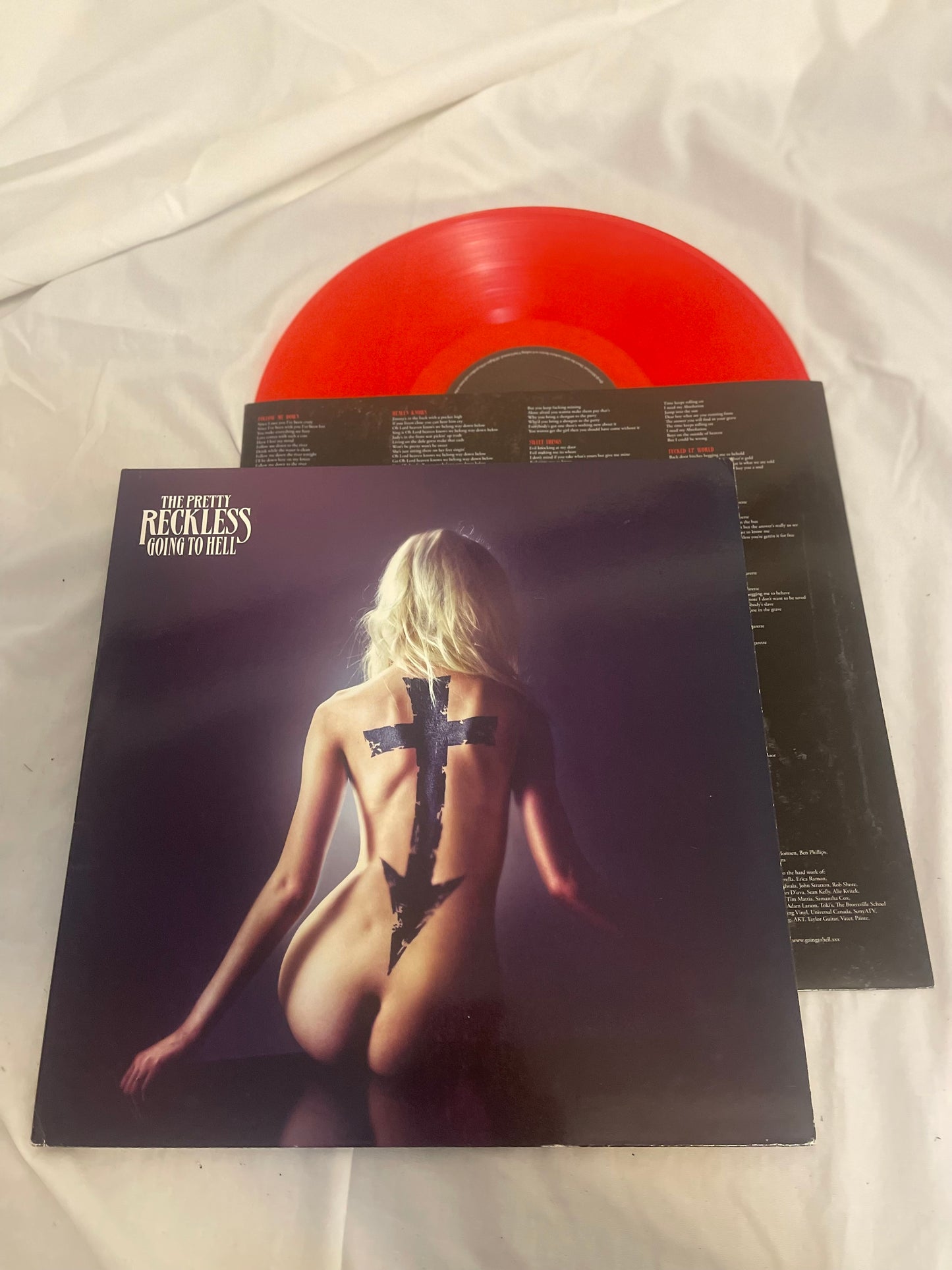The Pretty Reckless - Going To Hell (webstore exclusive marbled red vinyl)