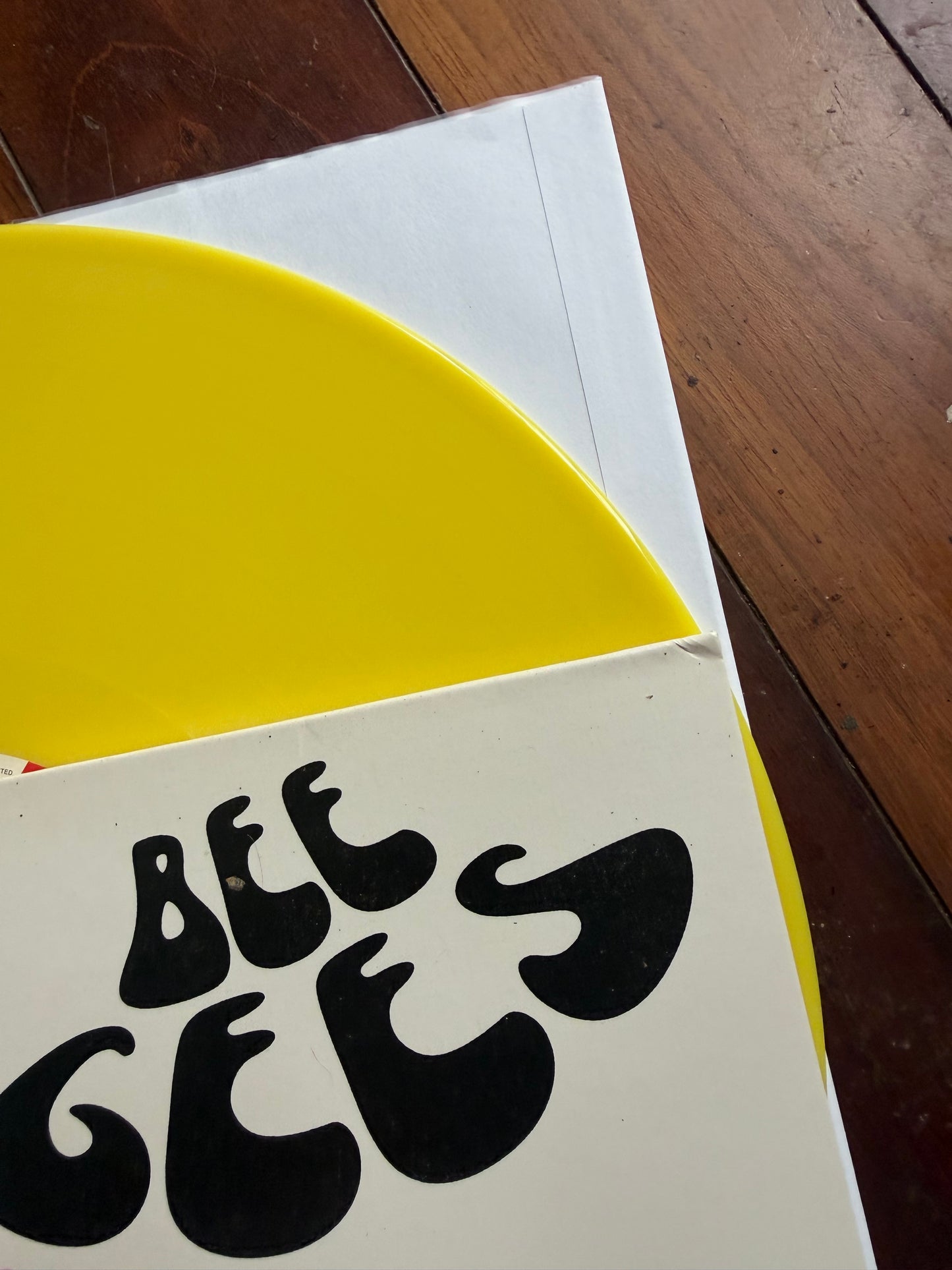 Bee Gees - Three Kisses Of Love (Record Store Day exclusive yellow vinyl)