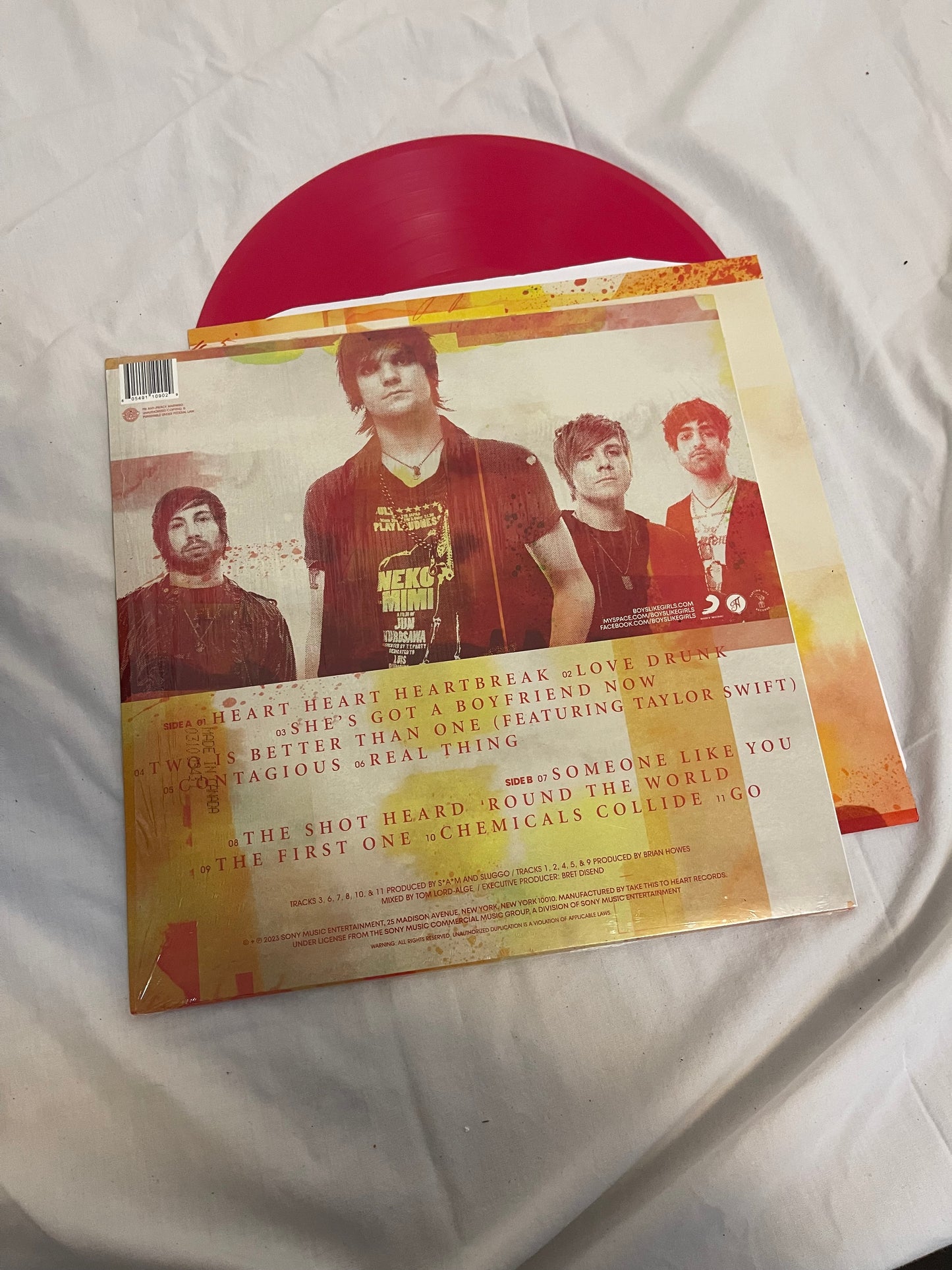 Boys Like Girls - Love Drunk (webstore exclusive Magenta red vinyl)