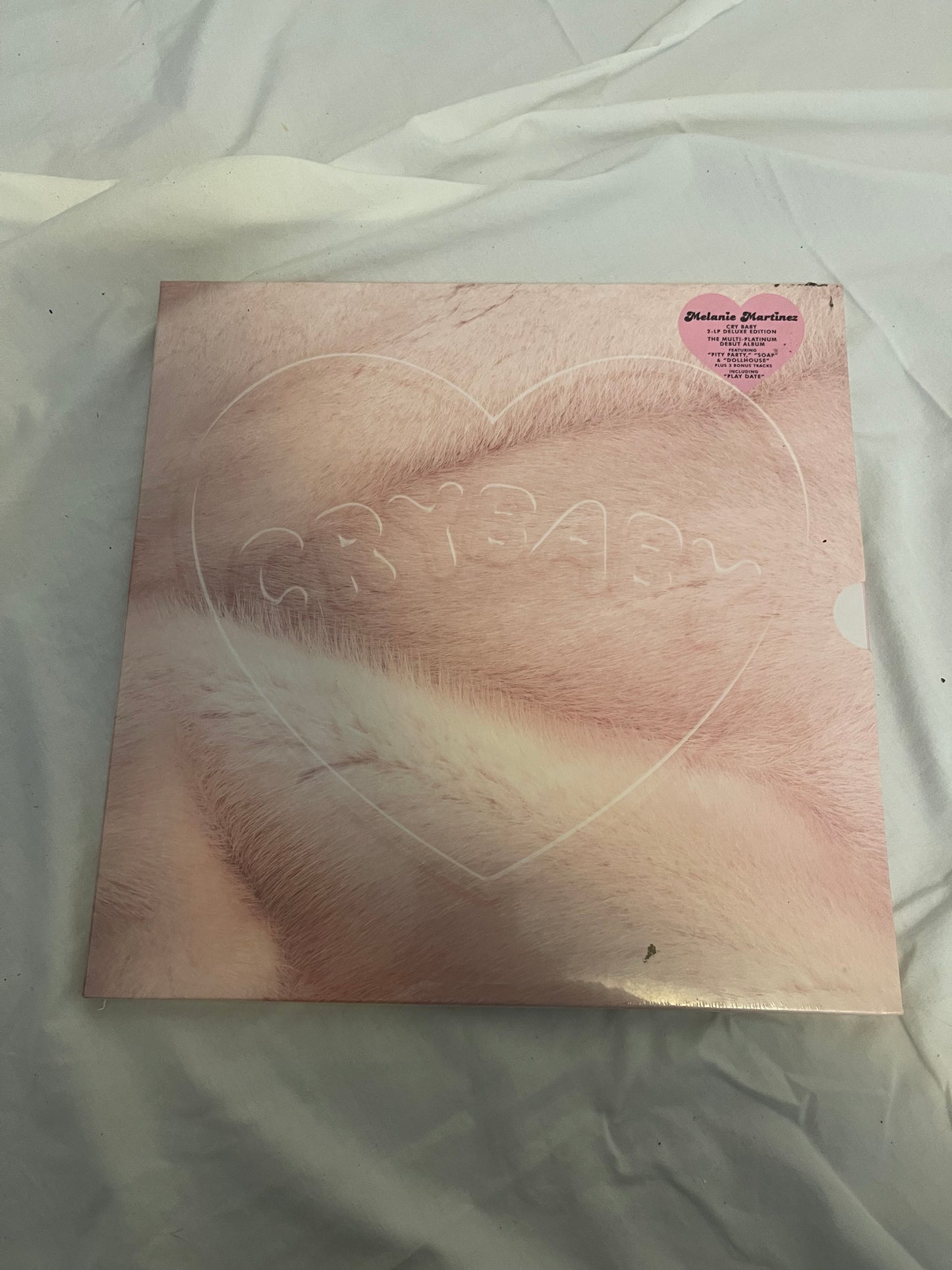 Melanie Martinez - Cry Baby (exclusive baby pink and baby blue vinyl)
