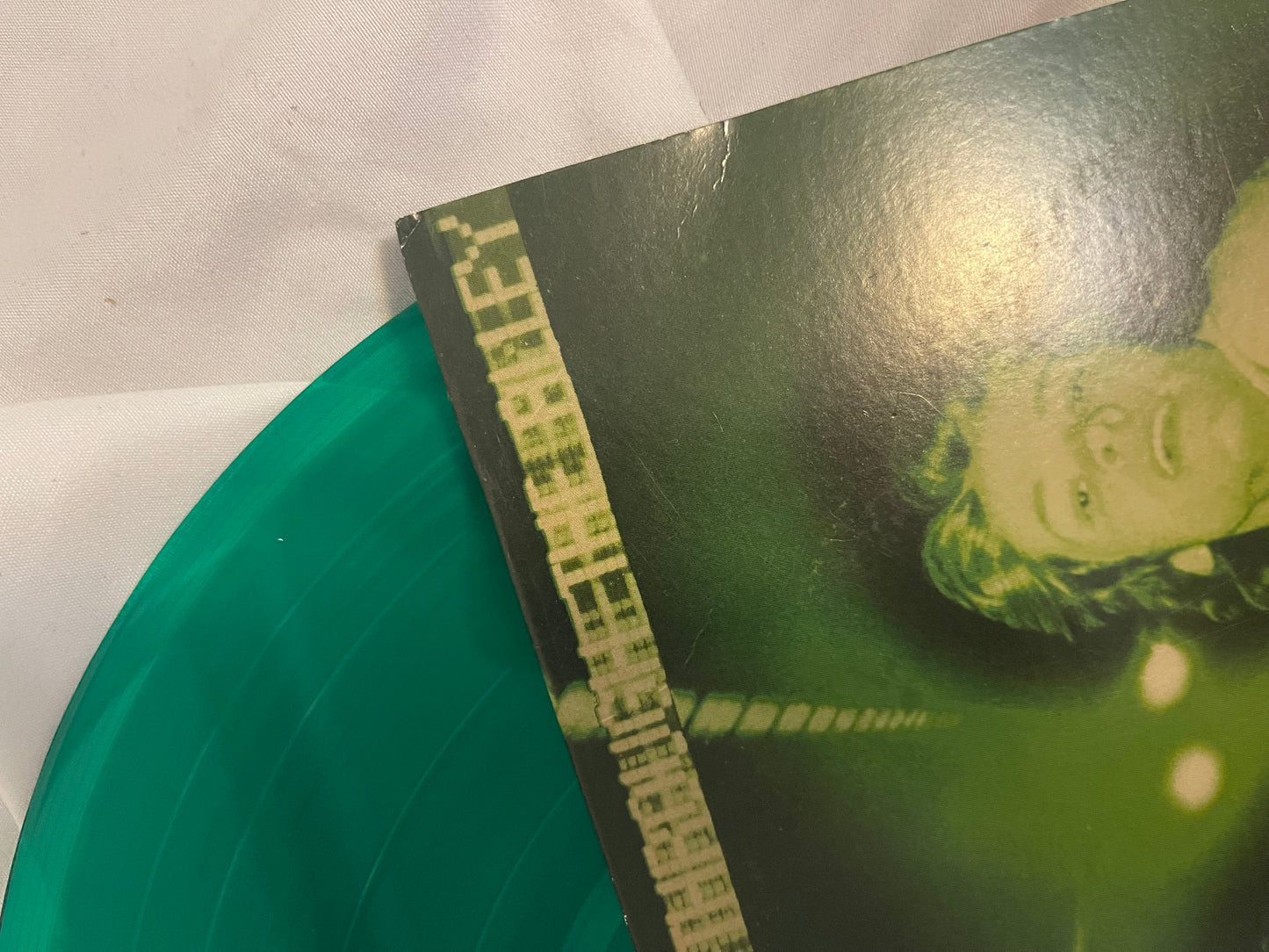 Robert Palmer - Sneakin’ Sally Through The Alley (Record Store Day exclusive emerald green vinyl)