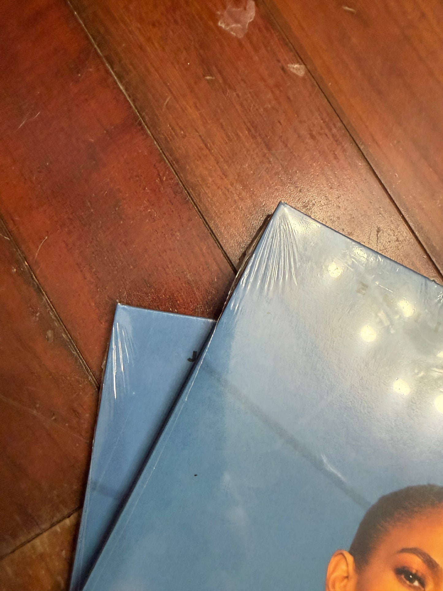 Jennifer Lopez and Maluma - Pa' Ti / Lonely (Urban Outfitters exclusive clear vinyl)