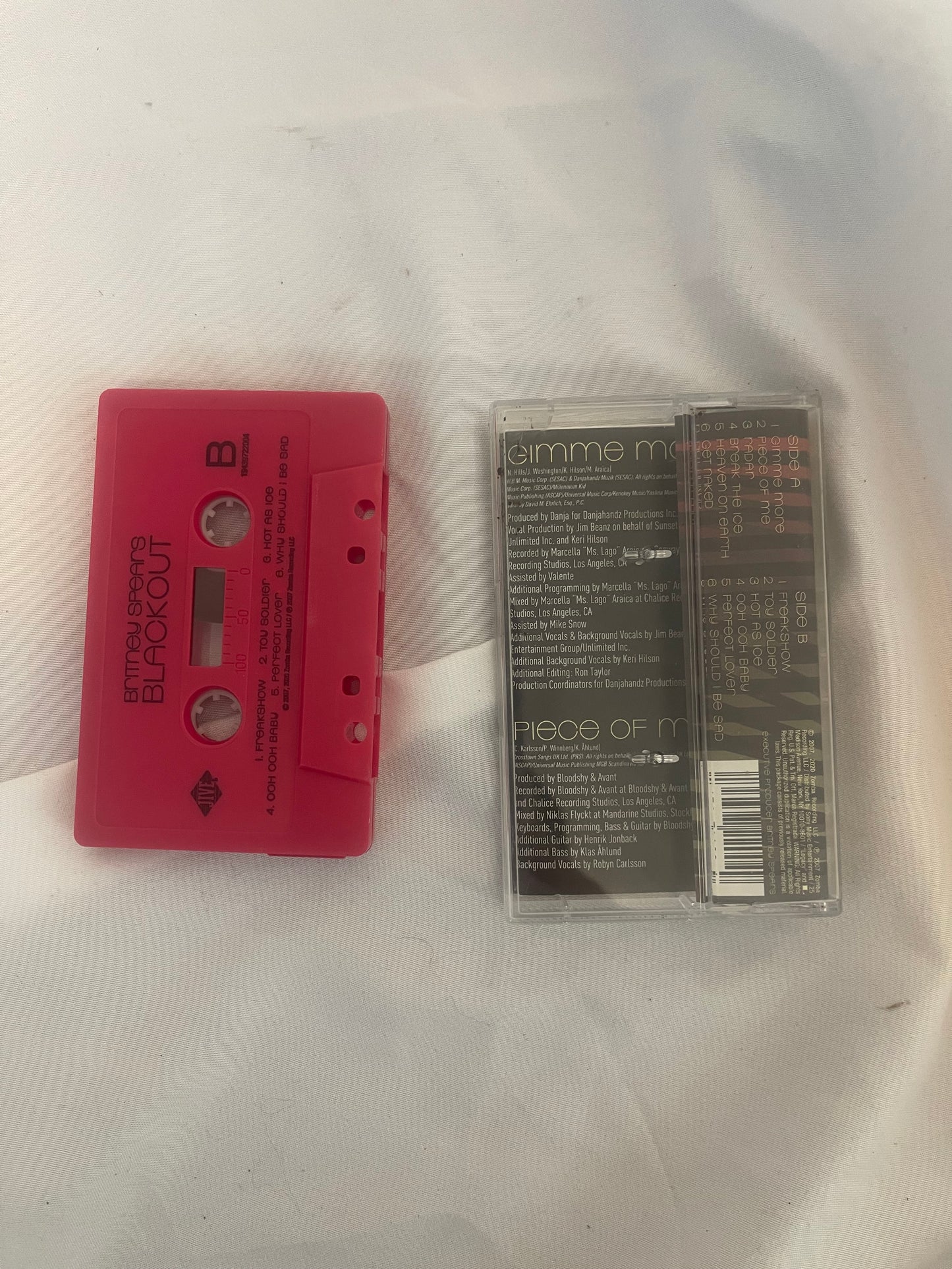 Britney Spears - Blackout (Urban Outfitters exclusive pink/red cassette)