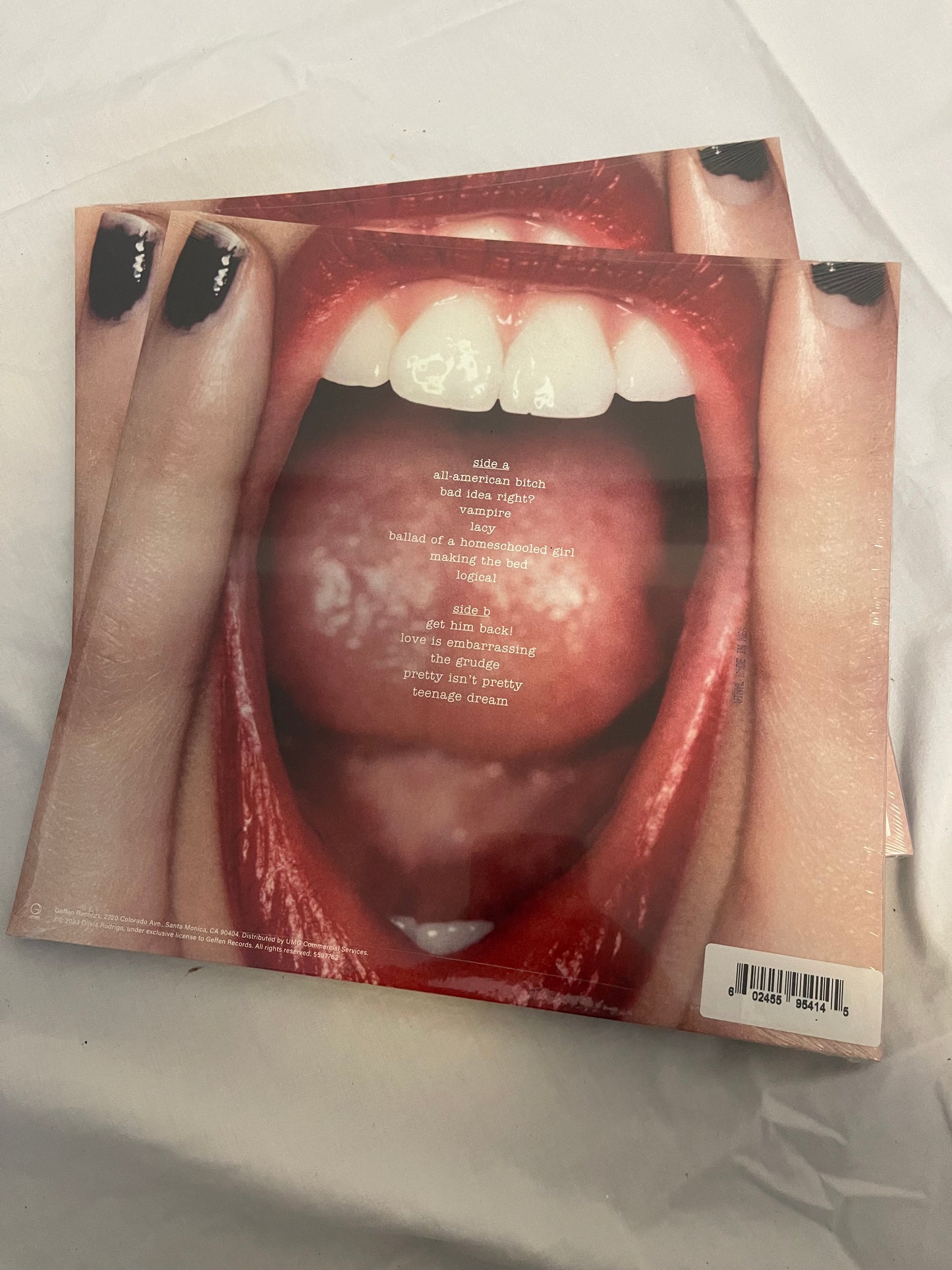 Olivia Rodrigo - GUTS (webstore standard black vinyl with signed print)