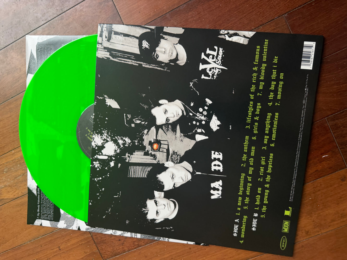 Good Charlotte - The Young And The Hopeless (Urban Outfitters exclusive Neon Green vinyl)