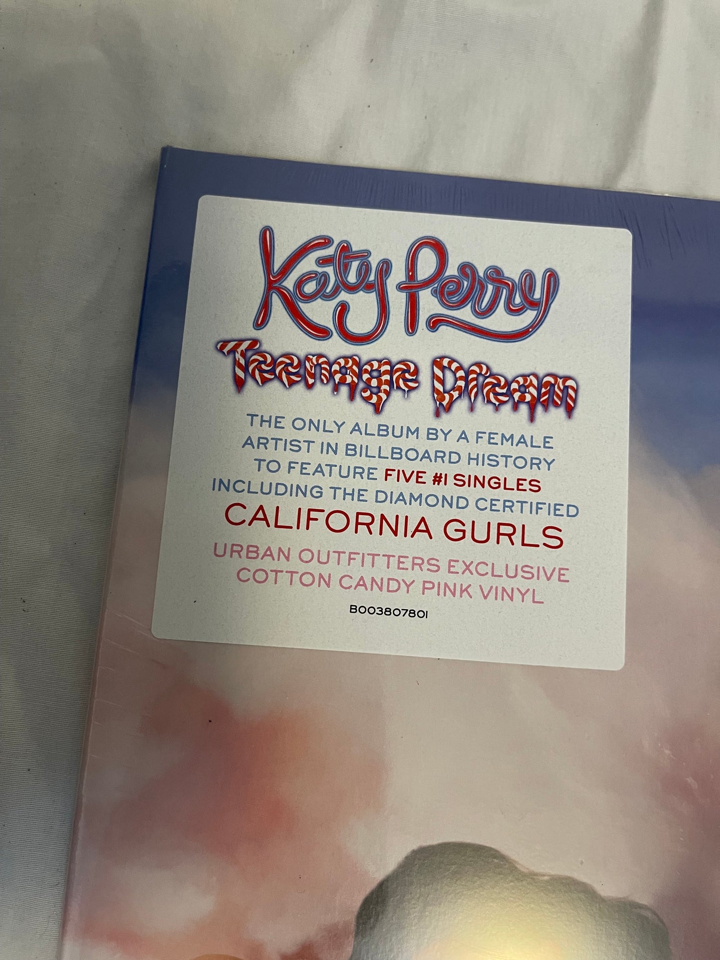 Katy Perry - Teenage Dream (Urban Outfitters exclusive cotton candy pink vinyl)
