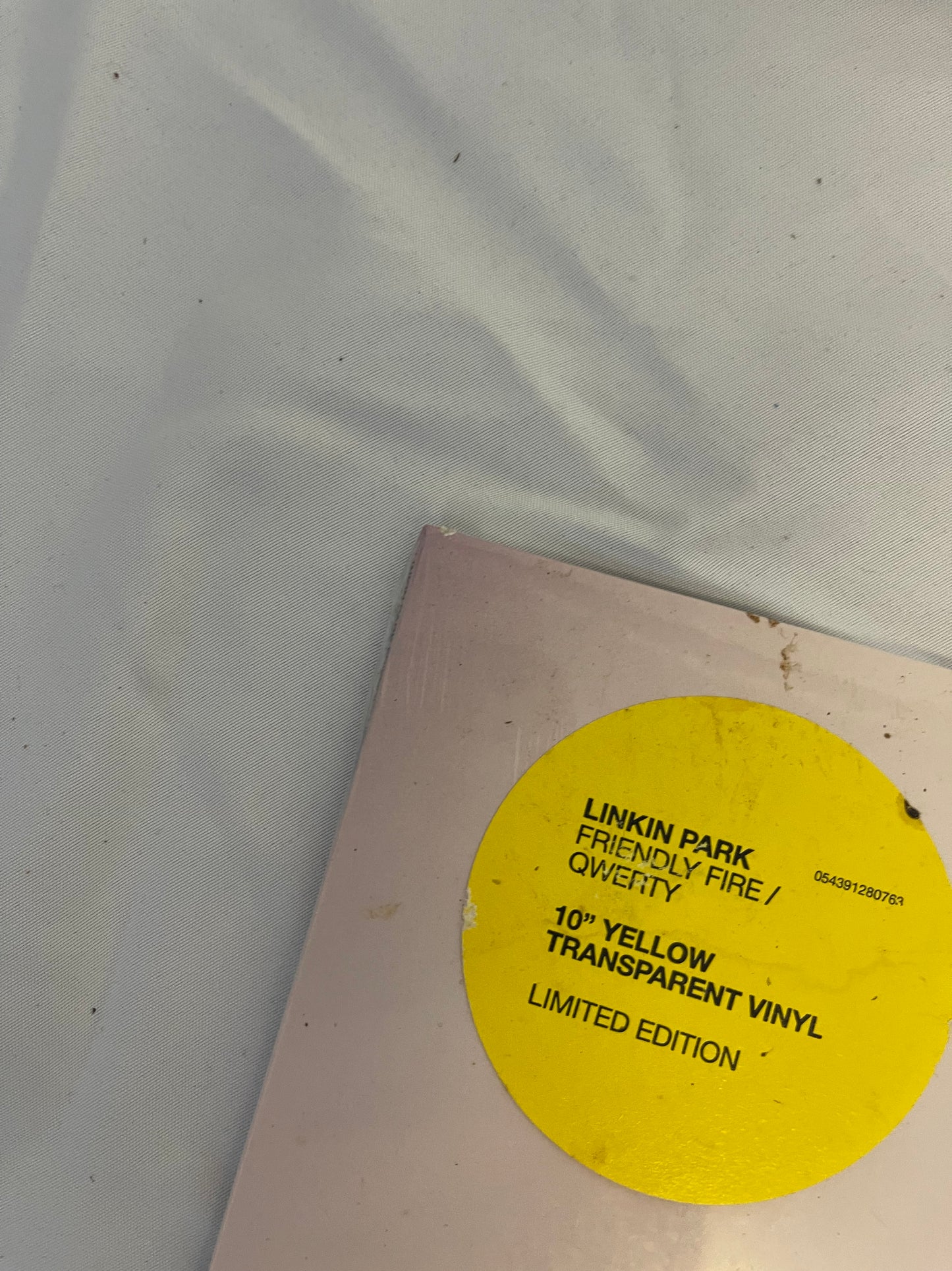 Linkin Park - Friendly Fire / QWERTY (linkin park discord exclusive transparent yellow vinyl)