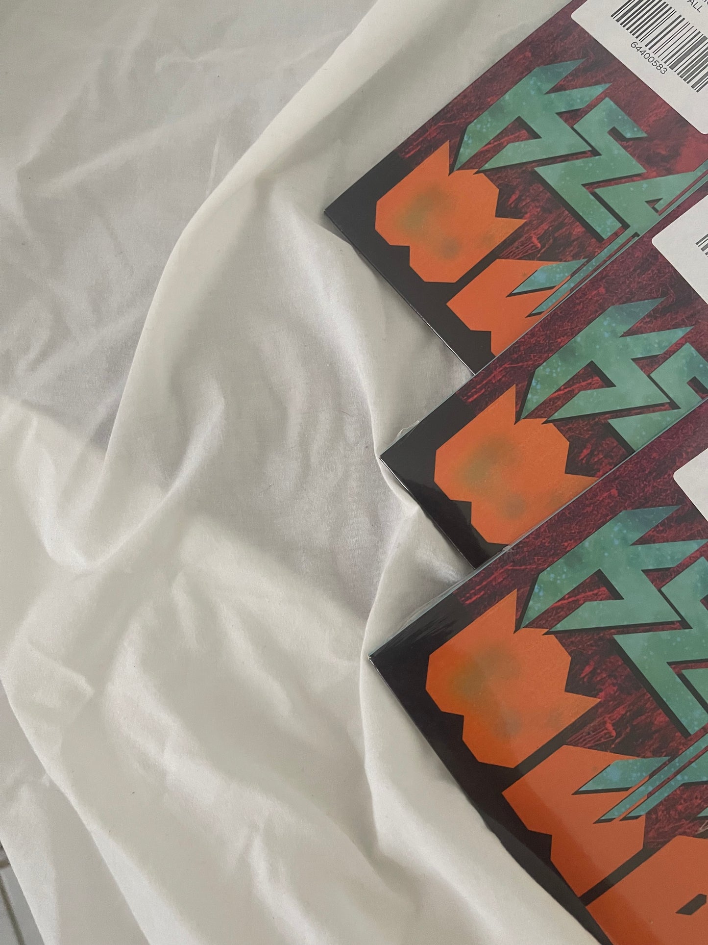 Kesha - Warrior (Urban Outfitters exclusive pink marble vinyl)