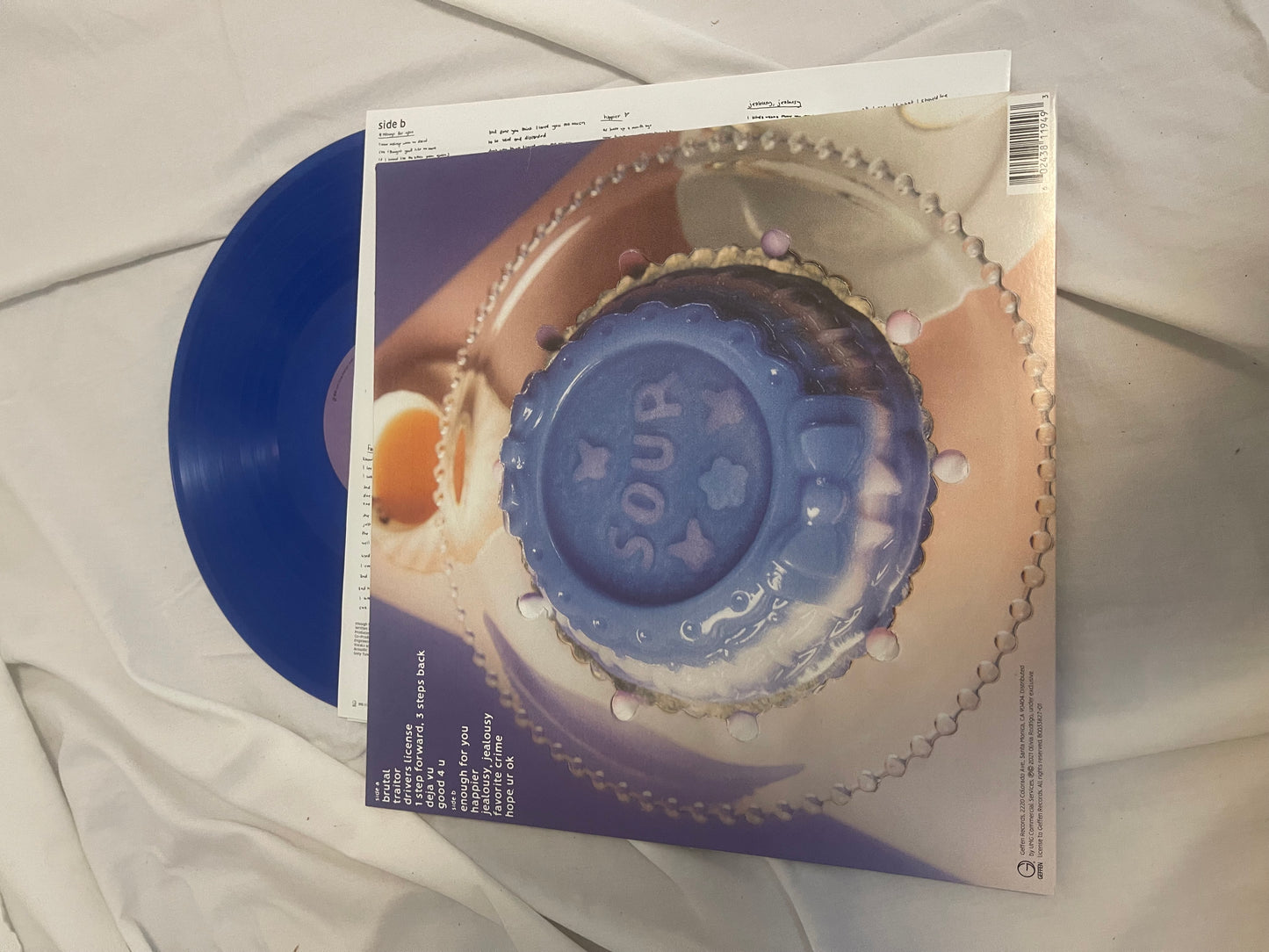 Olivia Rodrigo - Sour (Target exclusive dark blue alternate cover vinyl)