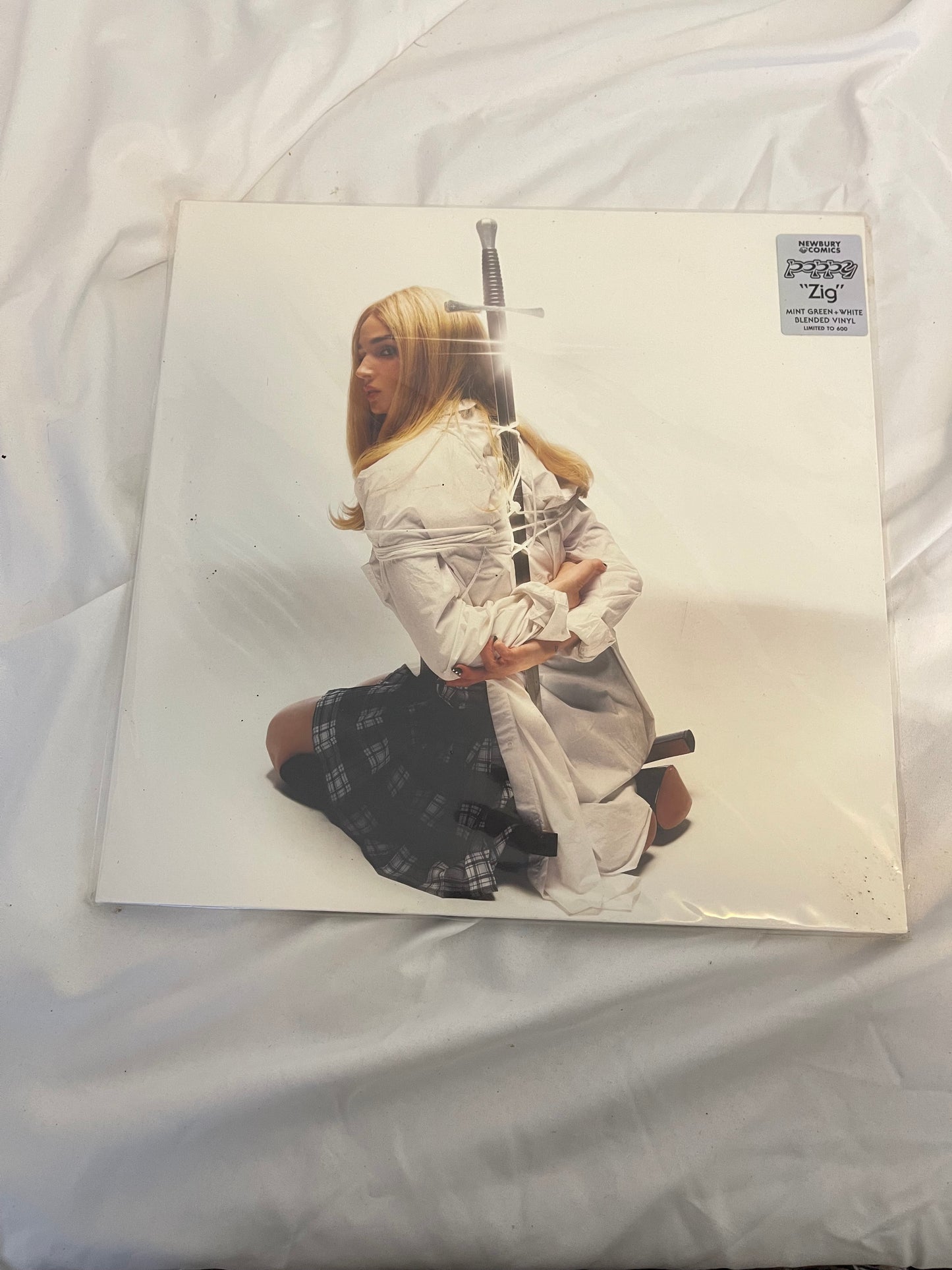 Poppy - Zig (Newbury comics exclusive mint green and white blended vinyl)